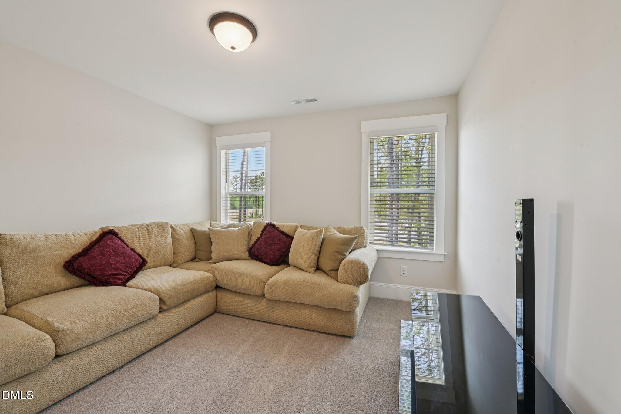 15 Arbor Drive Property Photo 15