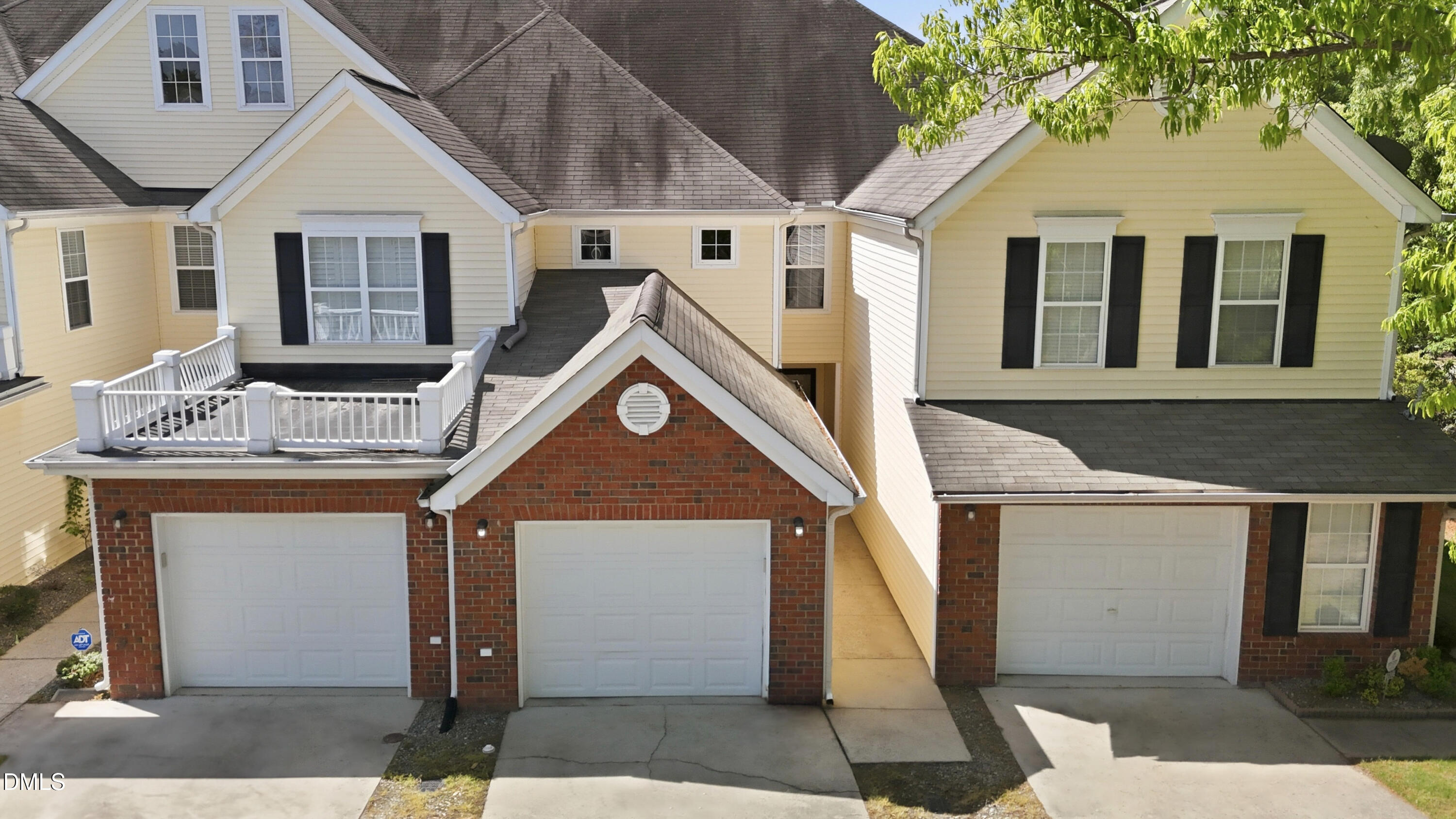 2604 Vega Court Property Photo 1