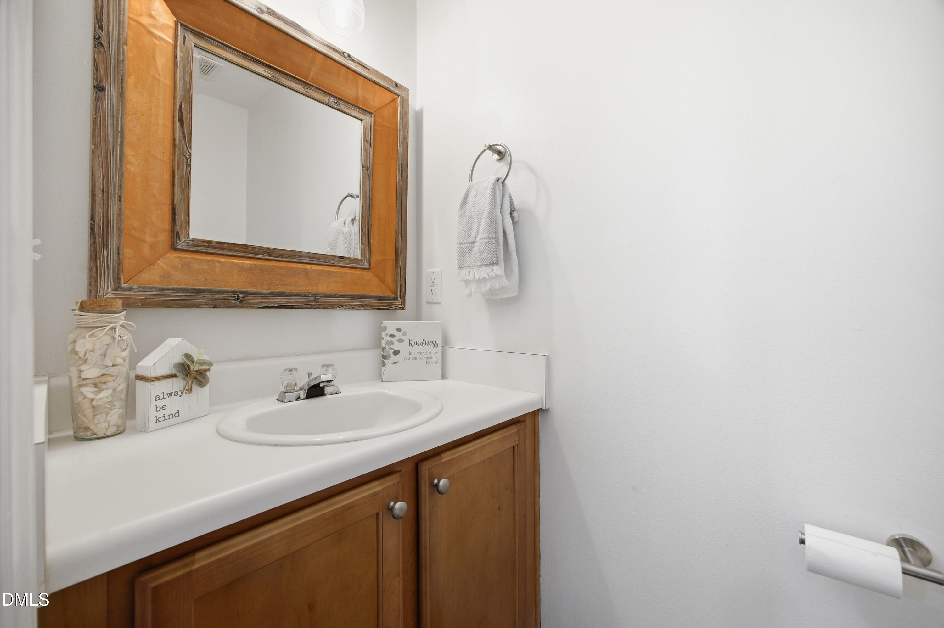 2604 Vega Court Property Photo 9
