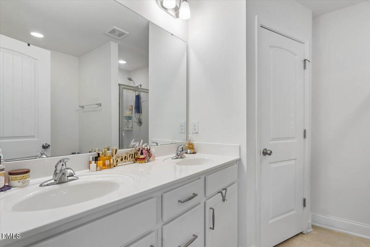 4405 Lord Joseph Court Property Photo 18