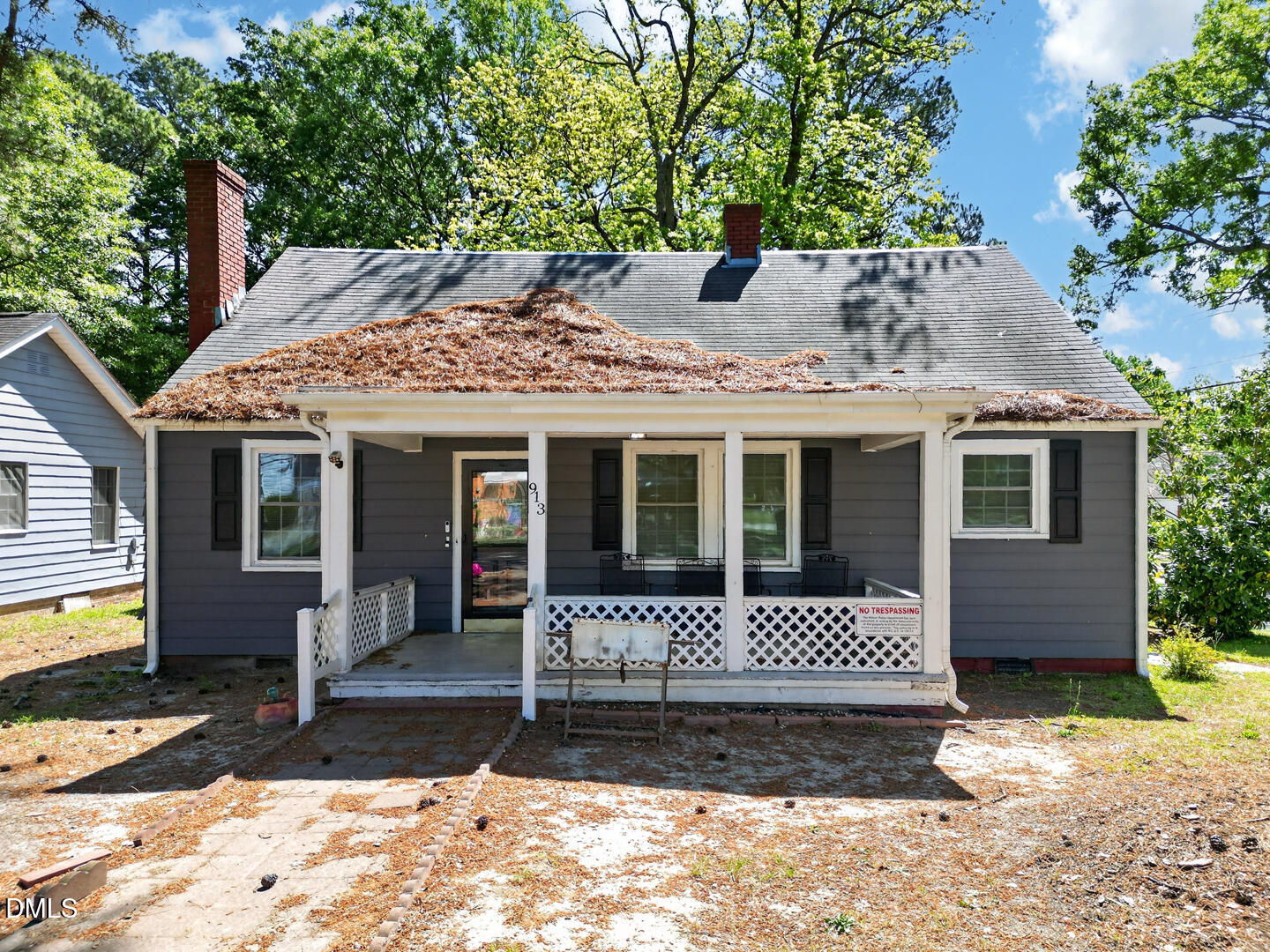 913 Woodrow Street S Property Photo 1