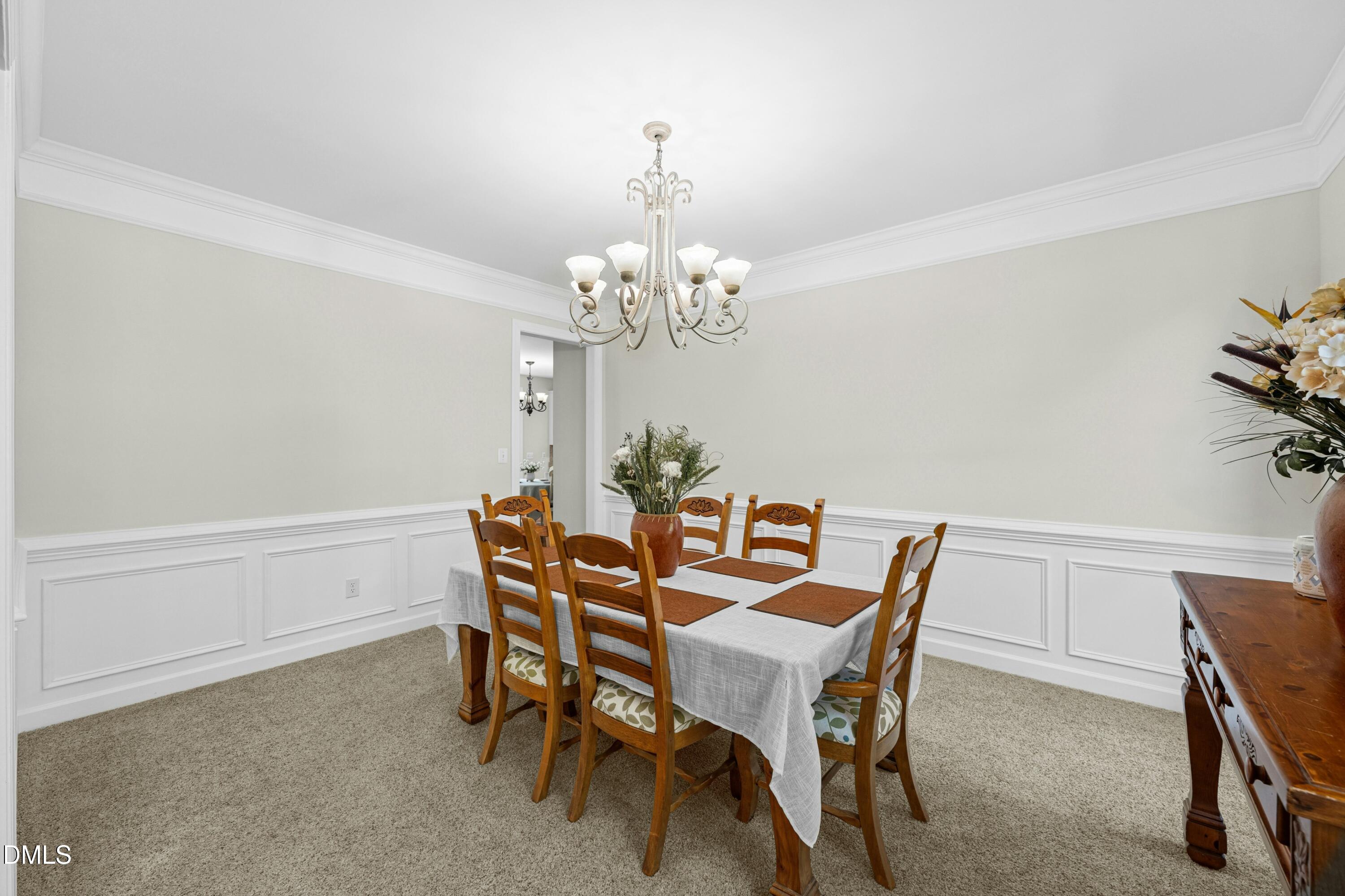 1279 Horsham Way Property Photo 9