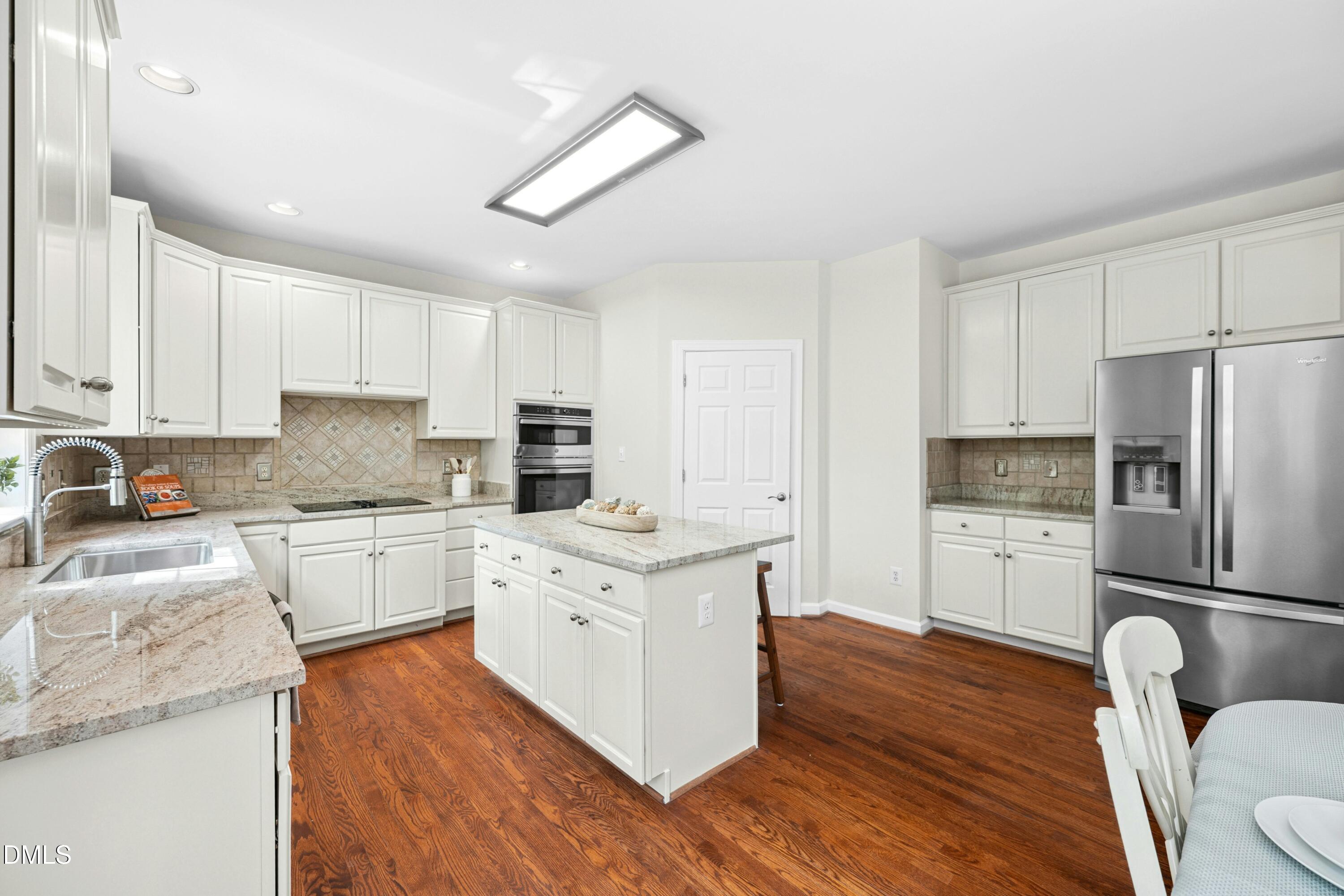 1279 Horsham Way Property Photo 11