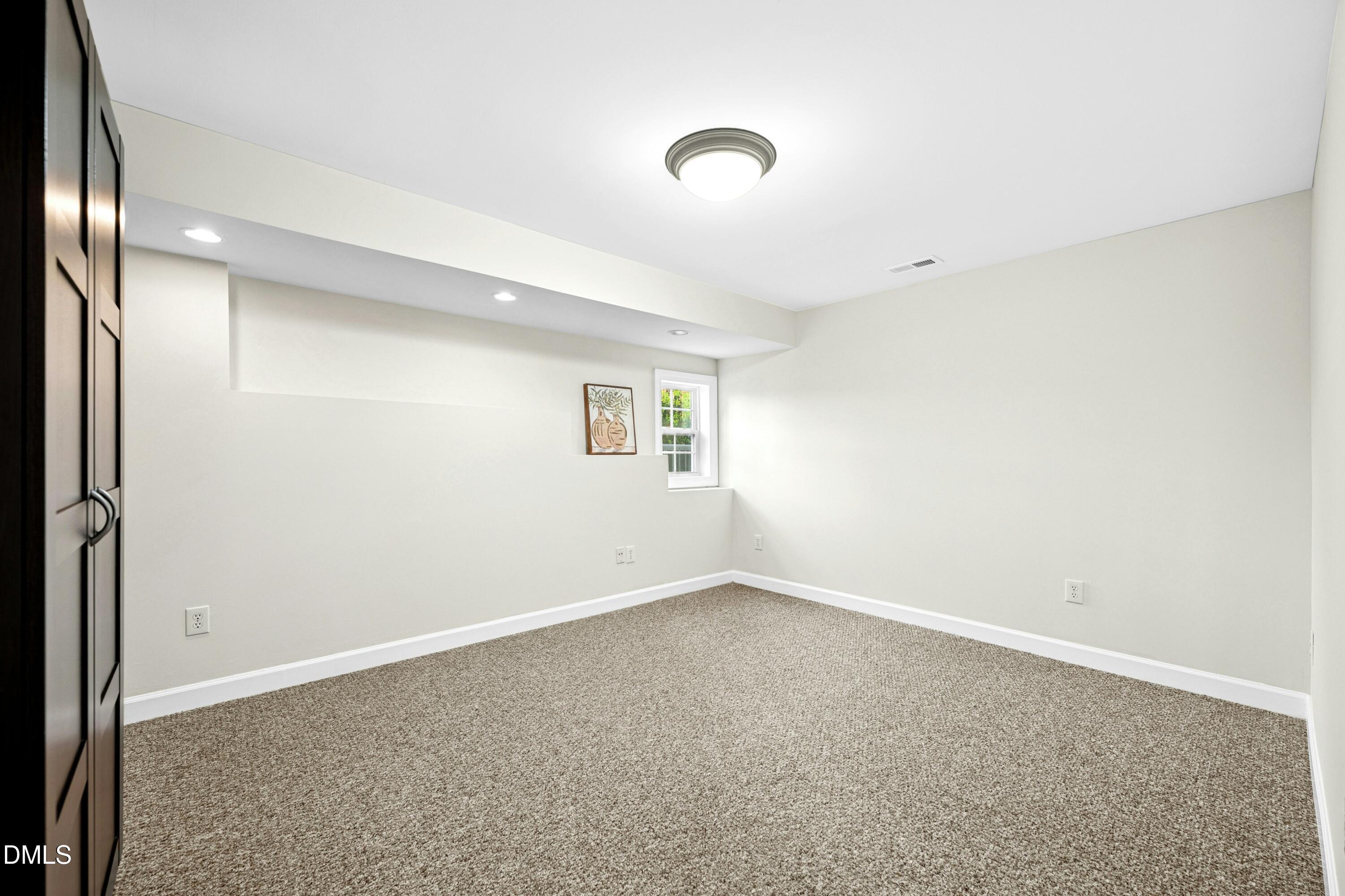 1279 Horsham Way Property Photo 37