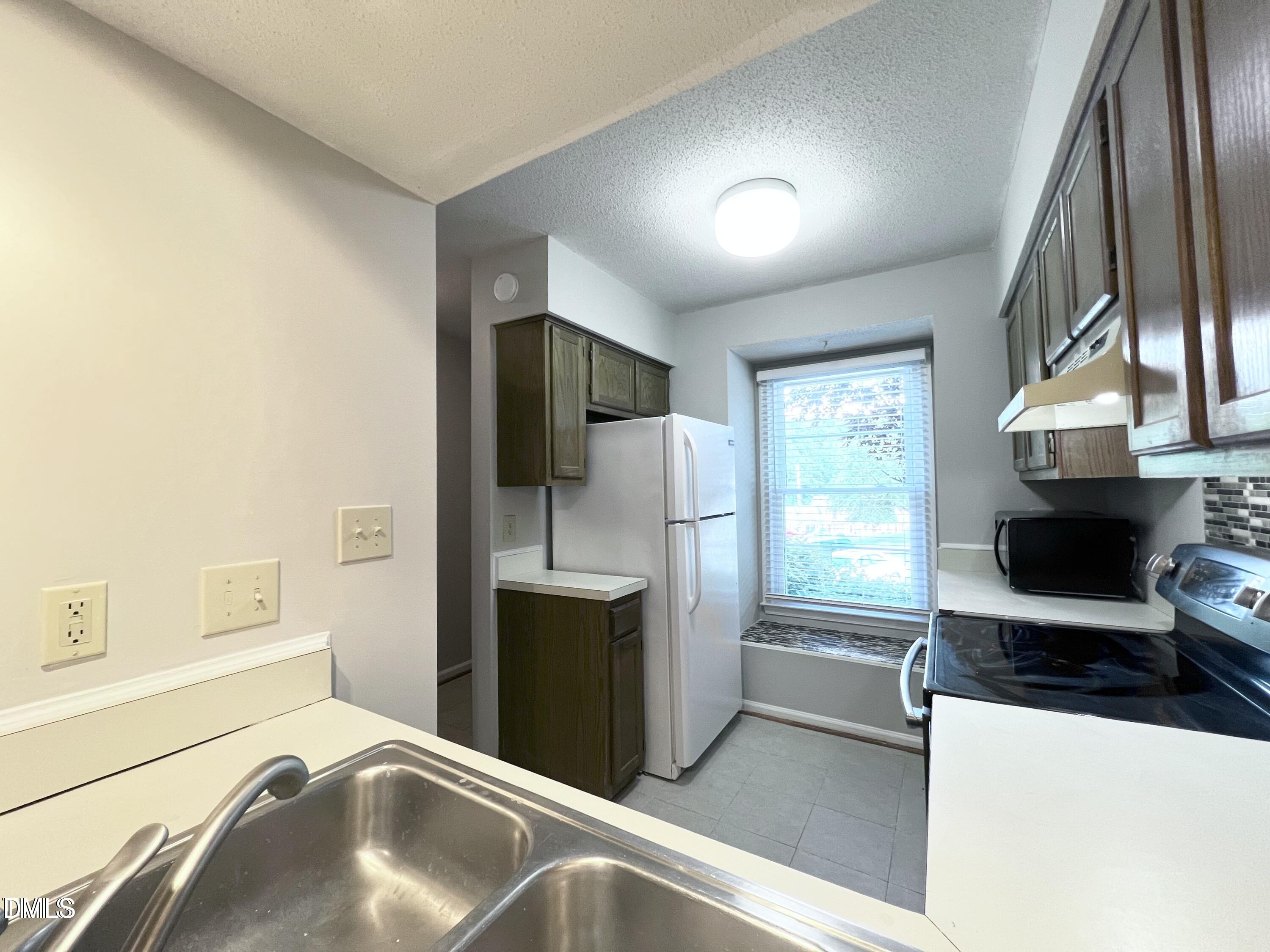 2206 Alpine Road Property Photo 12