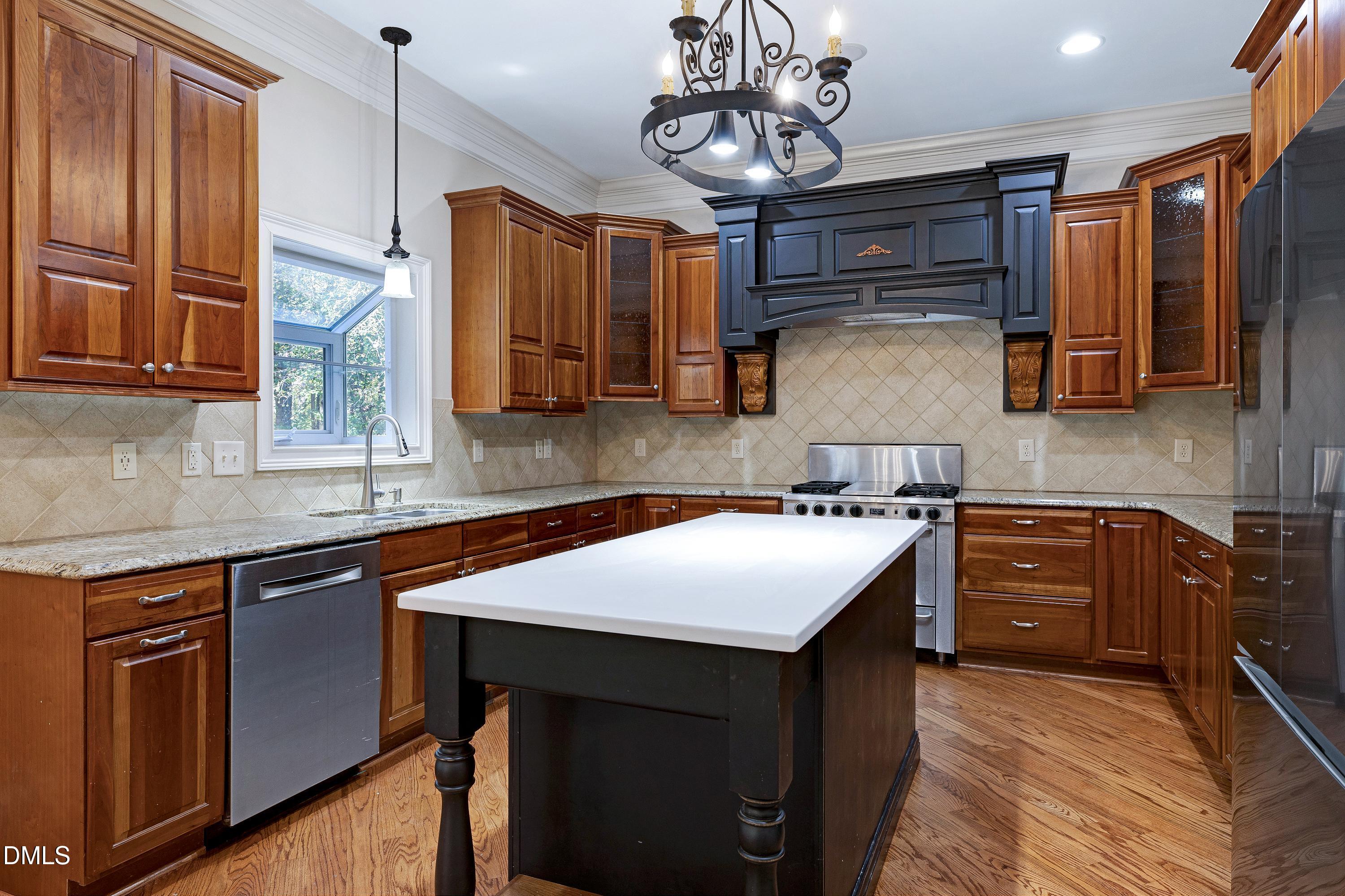 3732 Westbury Lake Drive Property Photo 14