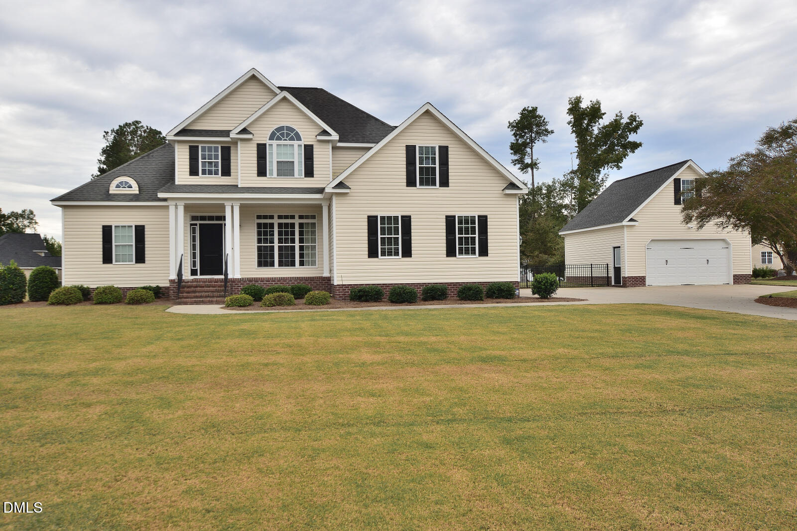 691 Gadwall Court Property Photo 6