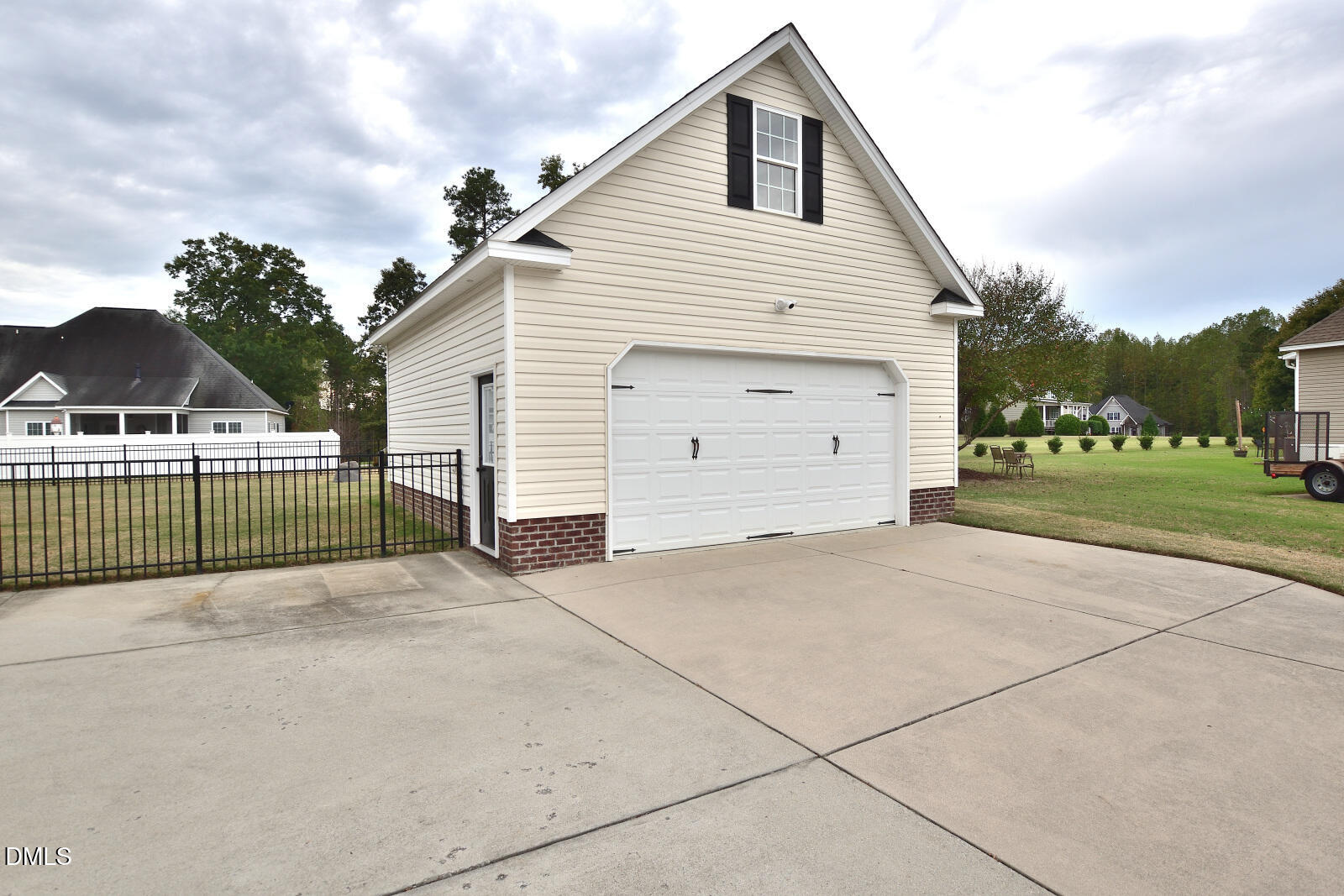 691 Gadwall Court Property Photo 7