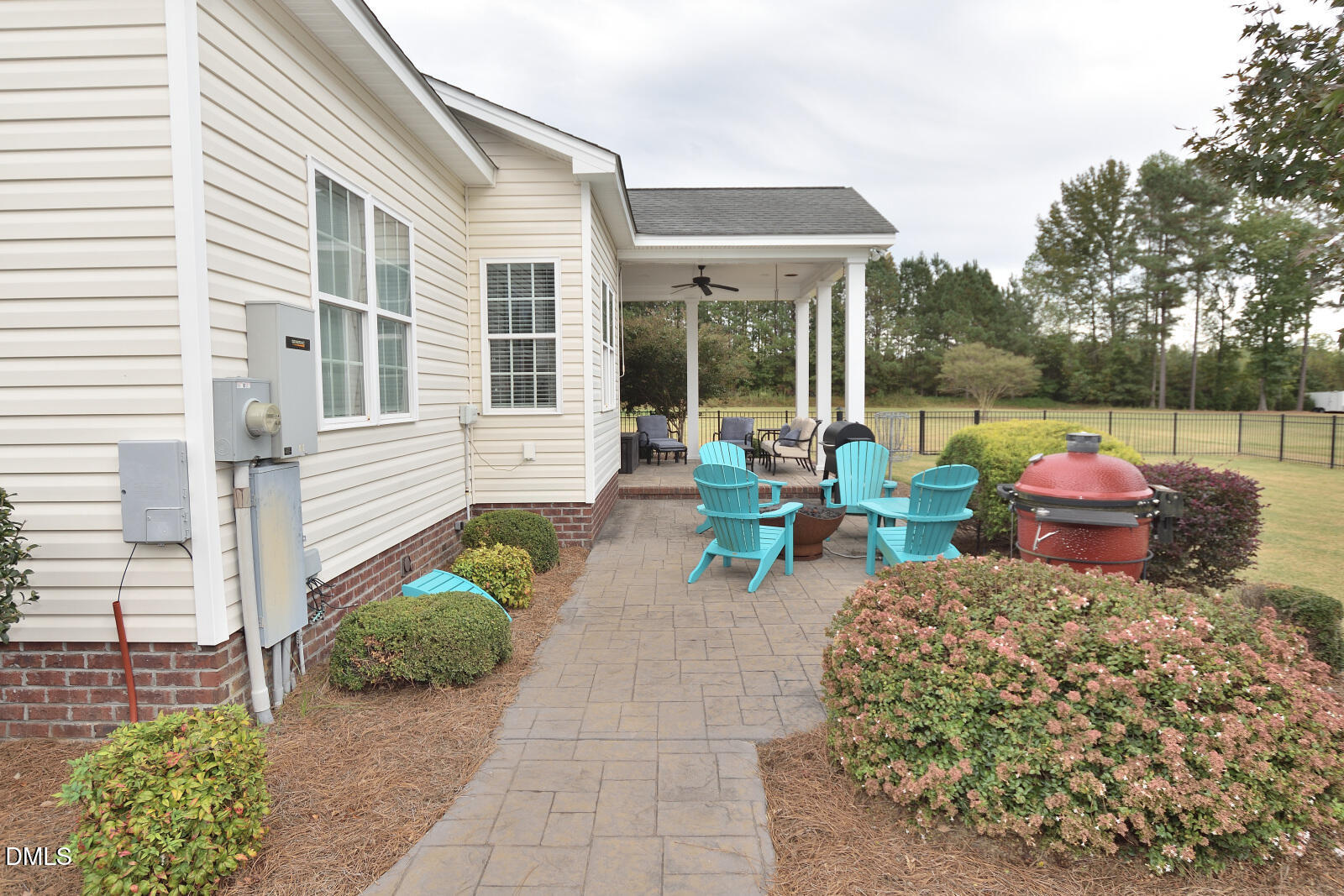 691 Gadwall Court Property Photo 8