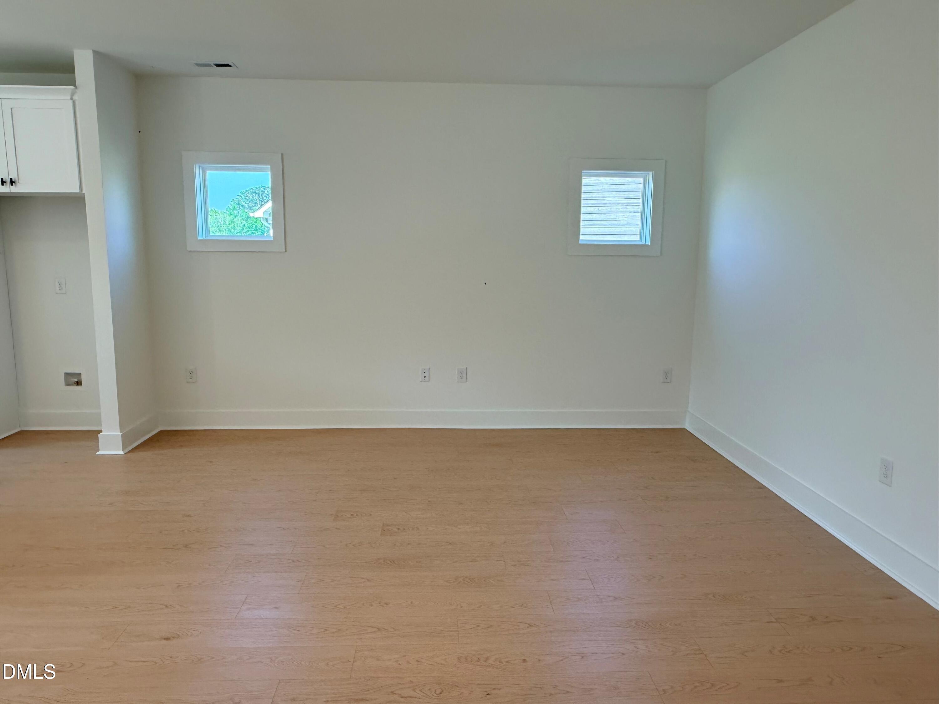 143 Grinnell Loop Property Photo 8