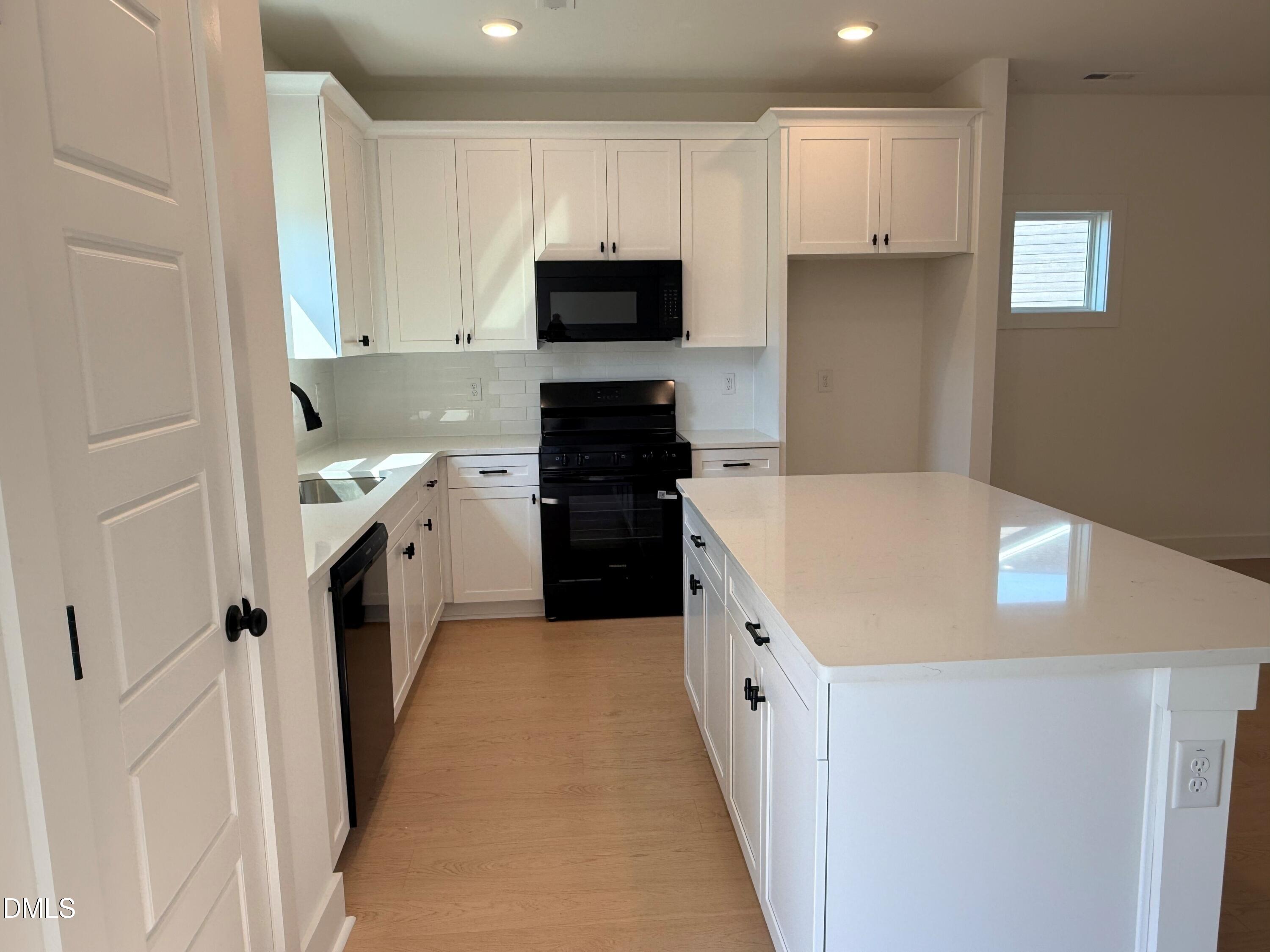 143 Grinnell Loop Property Photo 11