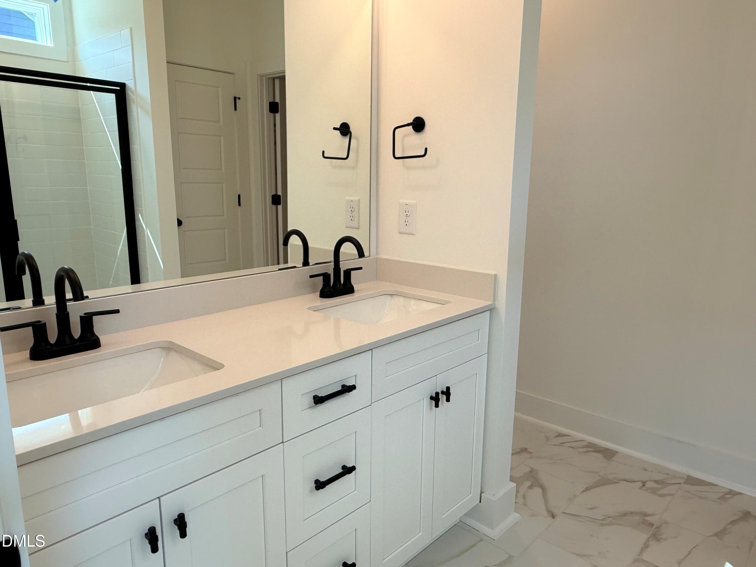 143 Grinnell Loop Property Photo 13