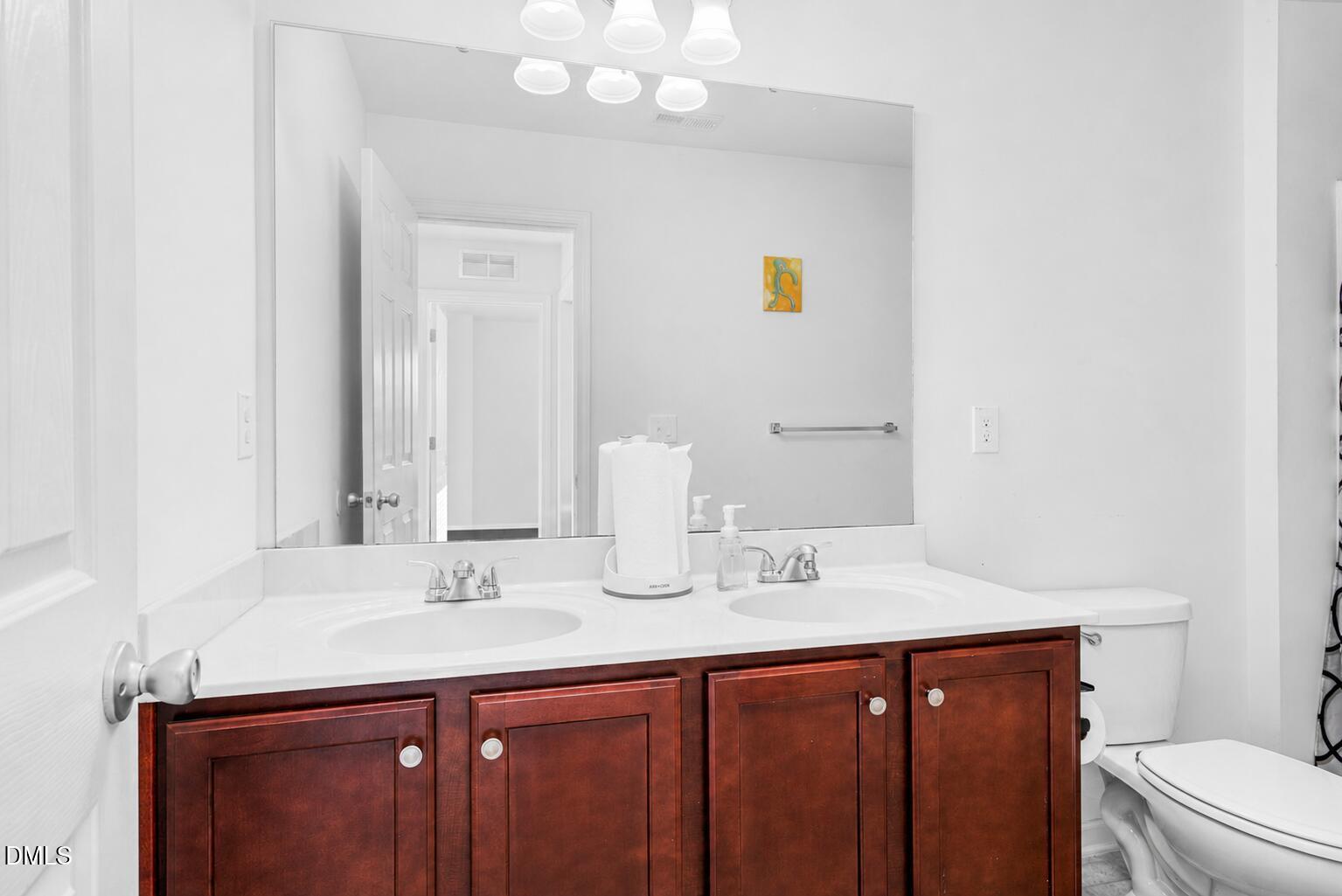 110 Green Willows Drive Property Photo 13