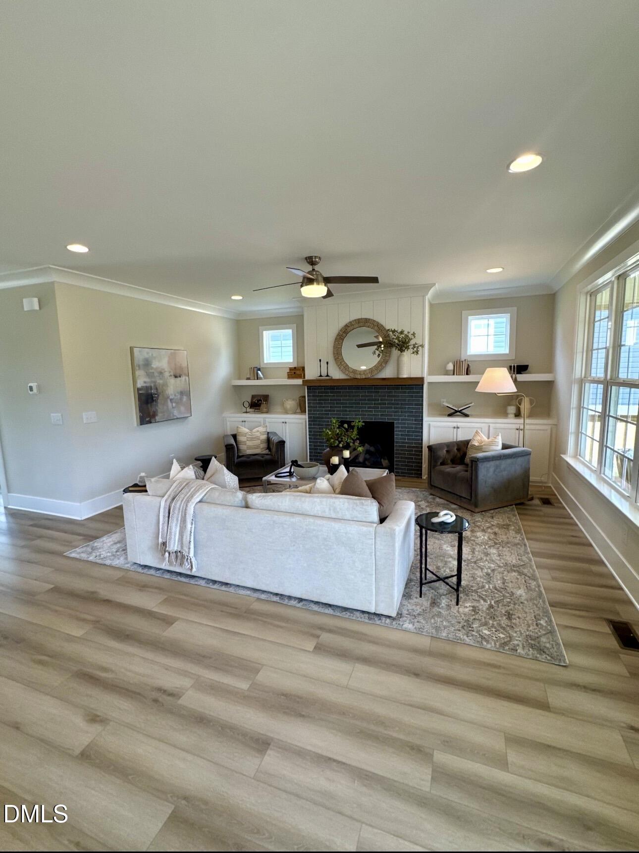 1057 Azalea Garden Circle Property Photo 8