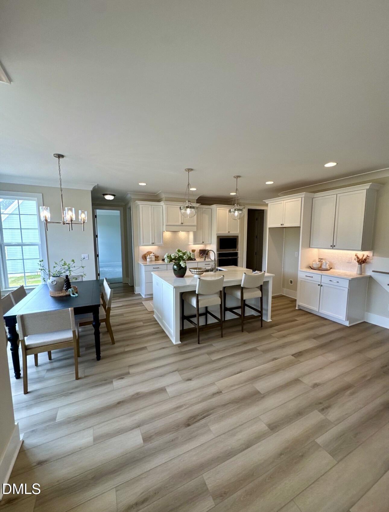 1057 Azalea Garden Circle Property Photo 9