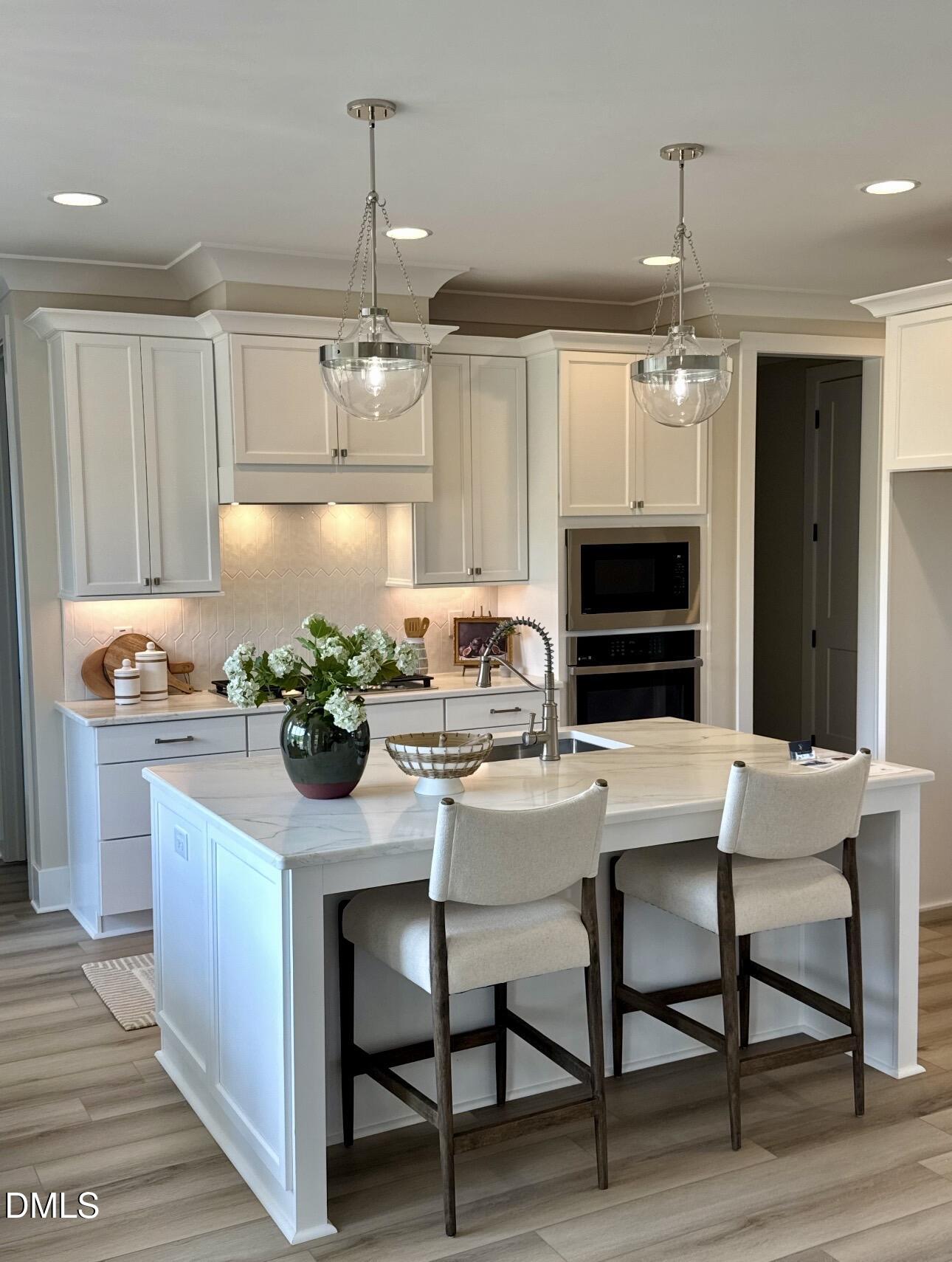 1057 Azalea Garden Circle Property Photo 10
