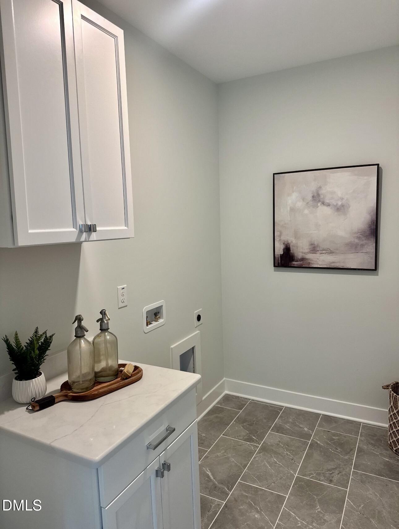 1057 Azalea Garden Circle Property Photo 16