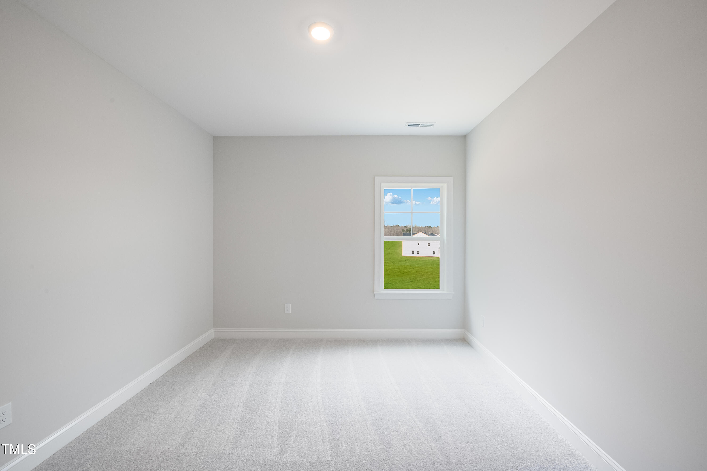15 Stoddard Lane Property Photo 17