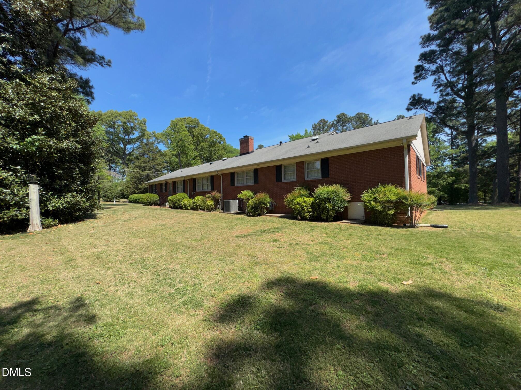 1604 Crescent Drive Property Photo 8