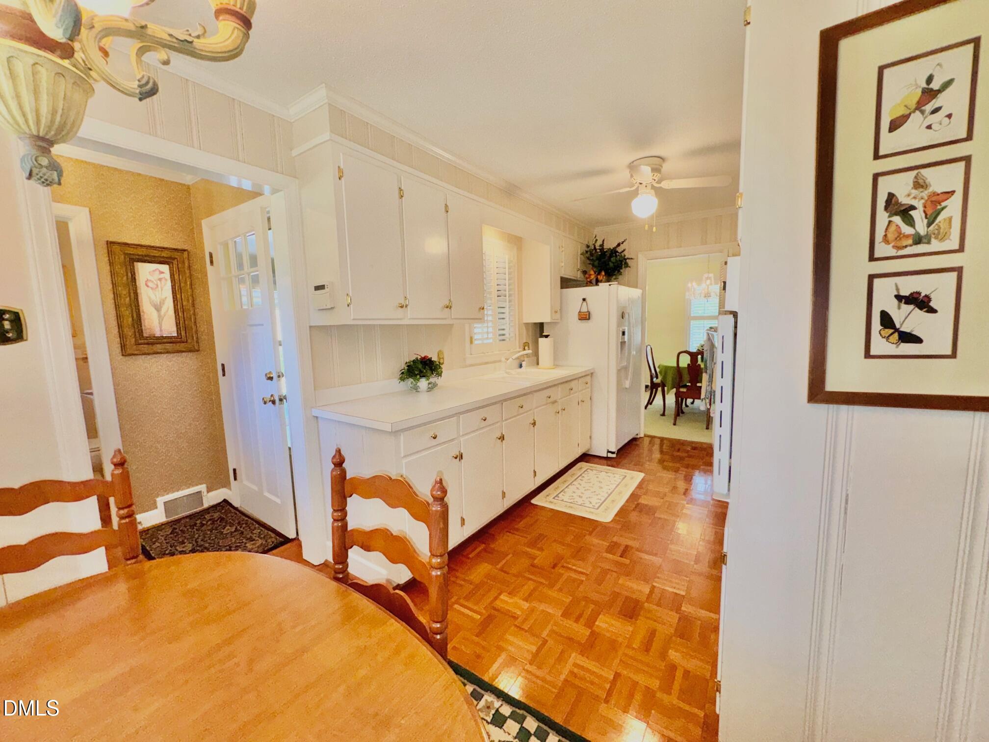 1604 Crescent Drive Property Photo 19