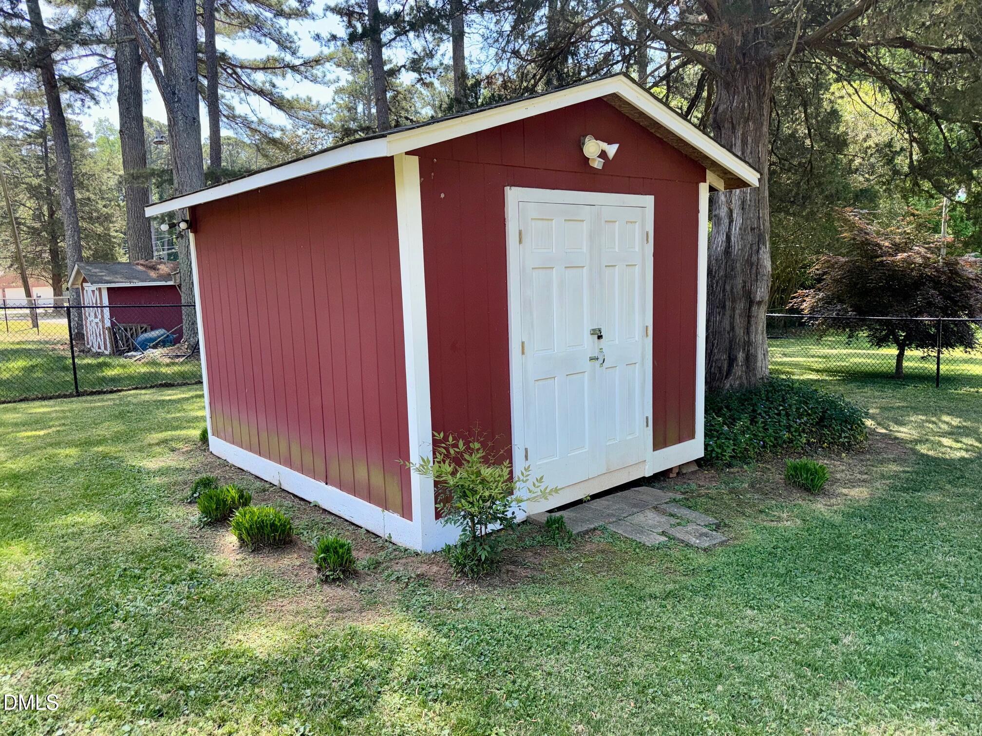 1604 Crescent Drive Property Photo 49
