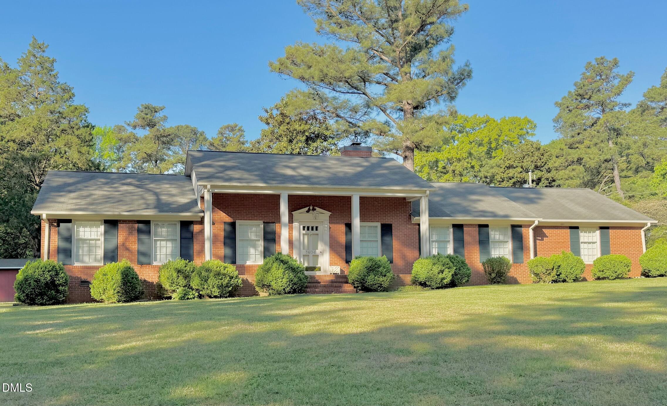 1604 Crescent Drive Property Photo 52