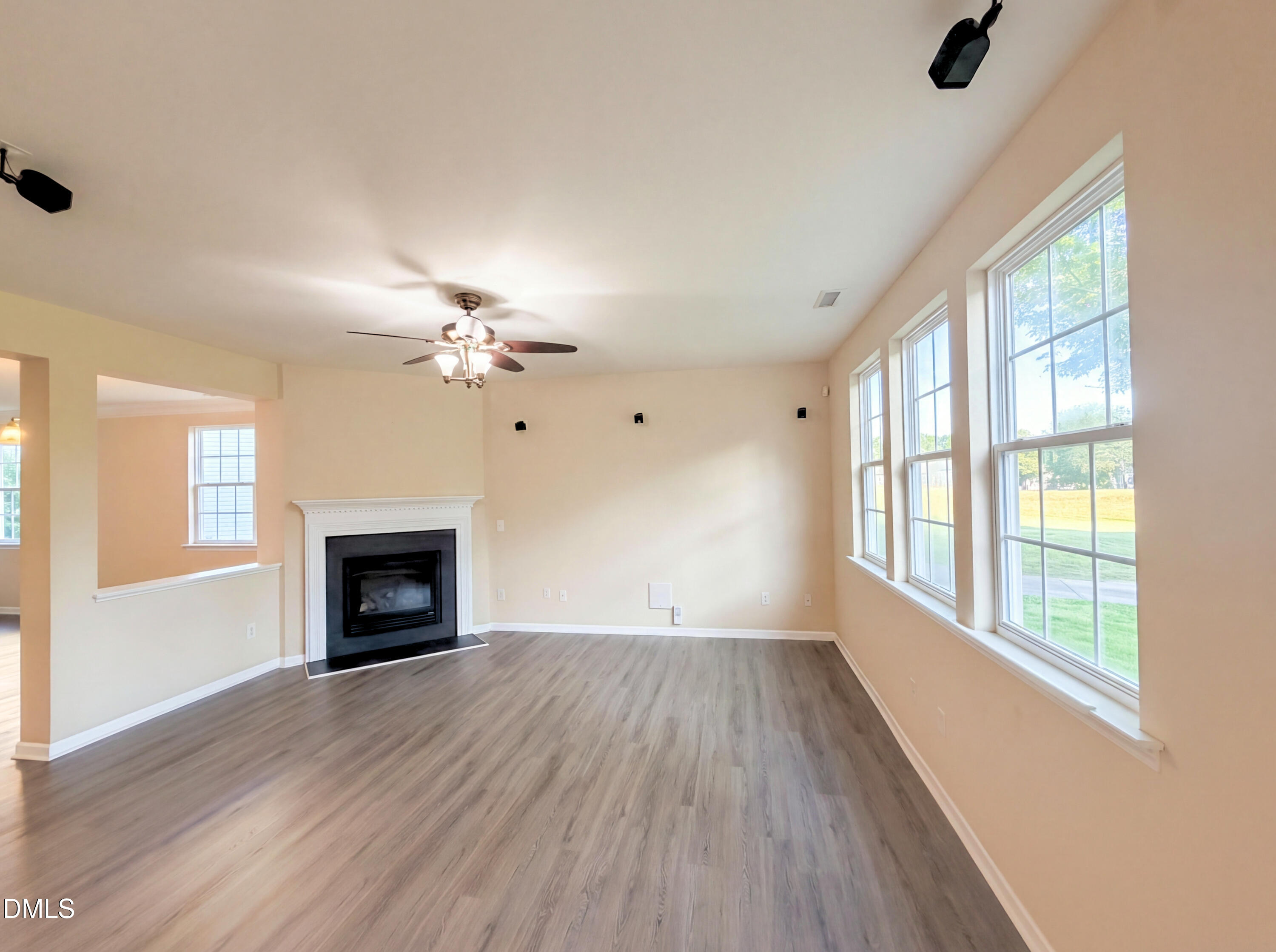 192 Solheim Lane Property Photo 3