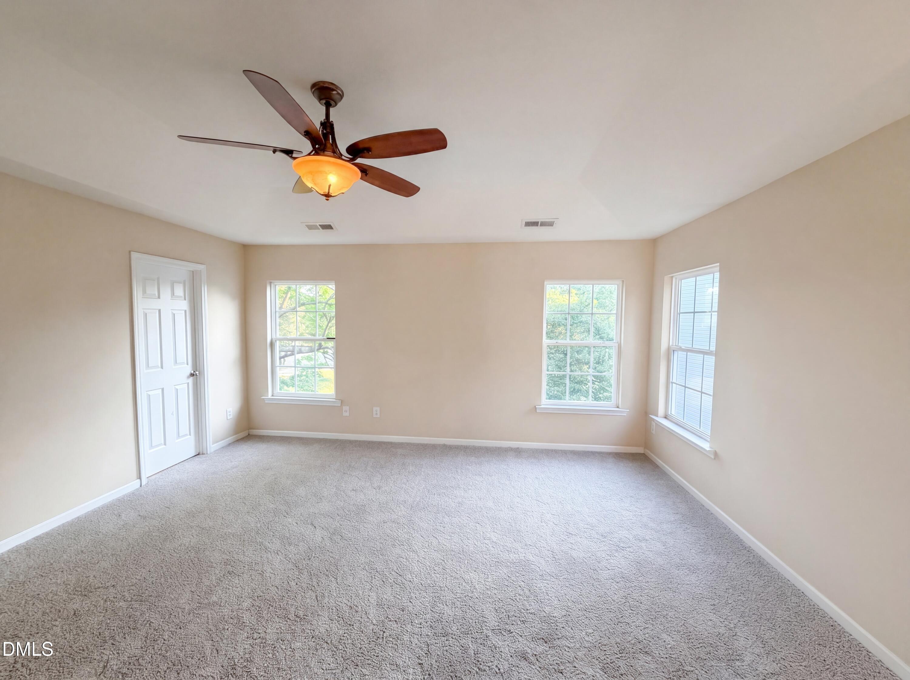 192 Solheim Lane Property Photo 4