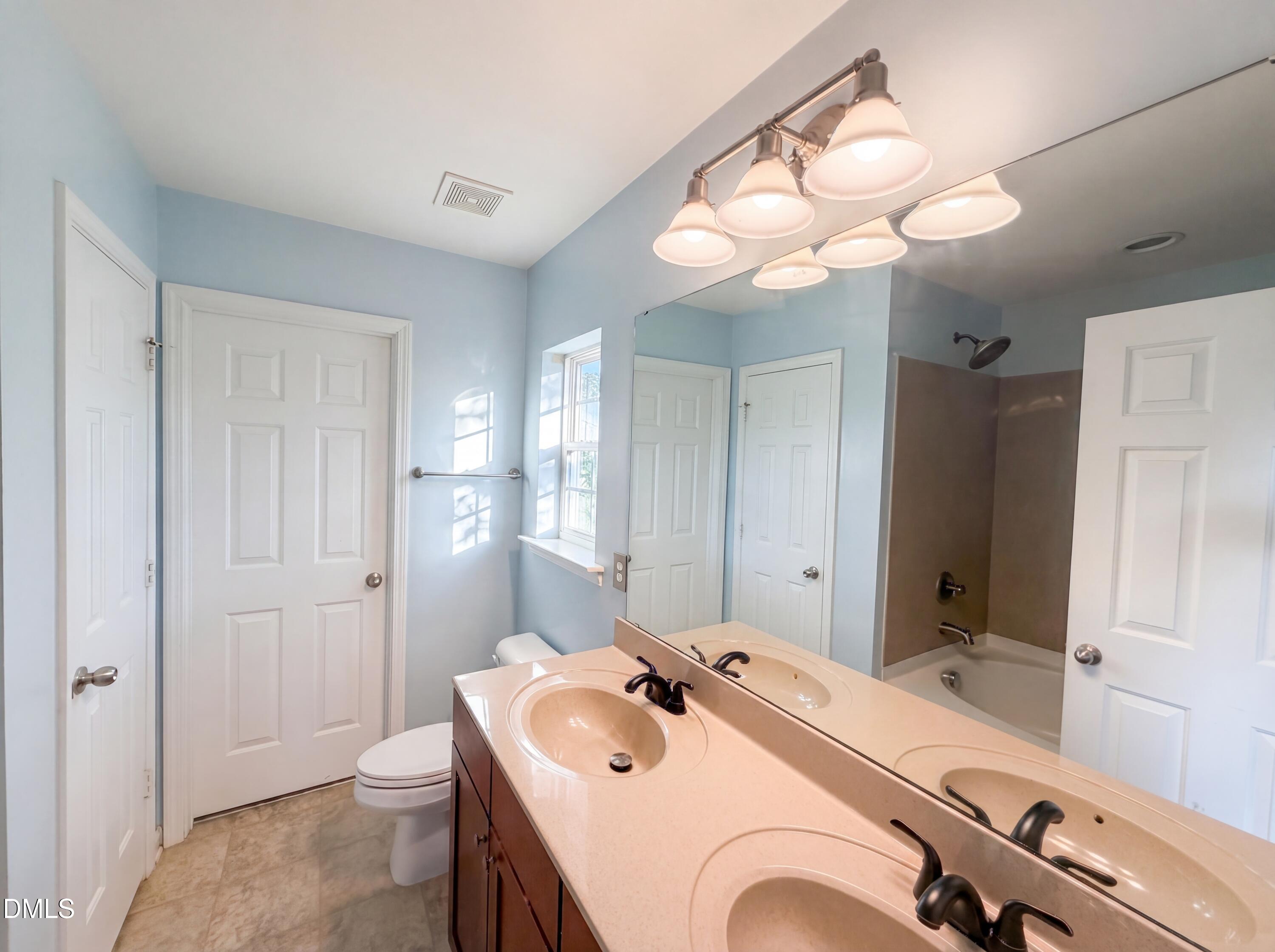 192 Solheim Lane Property Photo 13