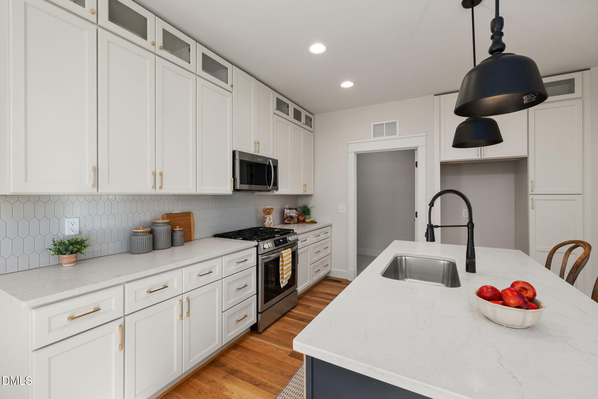 1005 Forrestal Place Property Photo 13