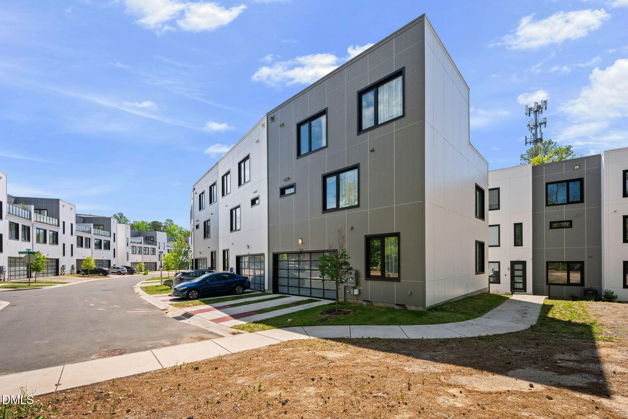 1048 Nova Street Property Photo 1