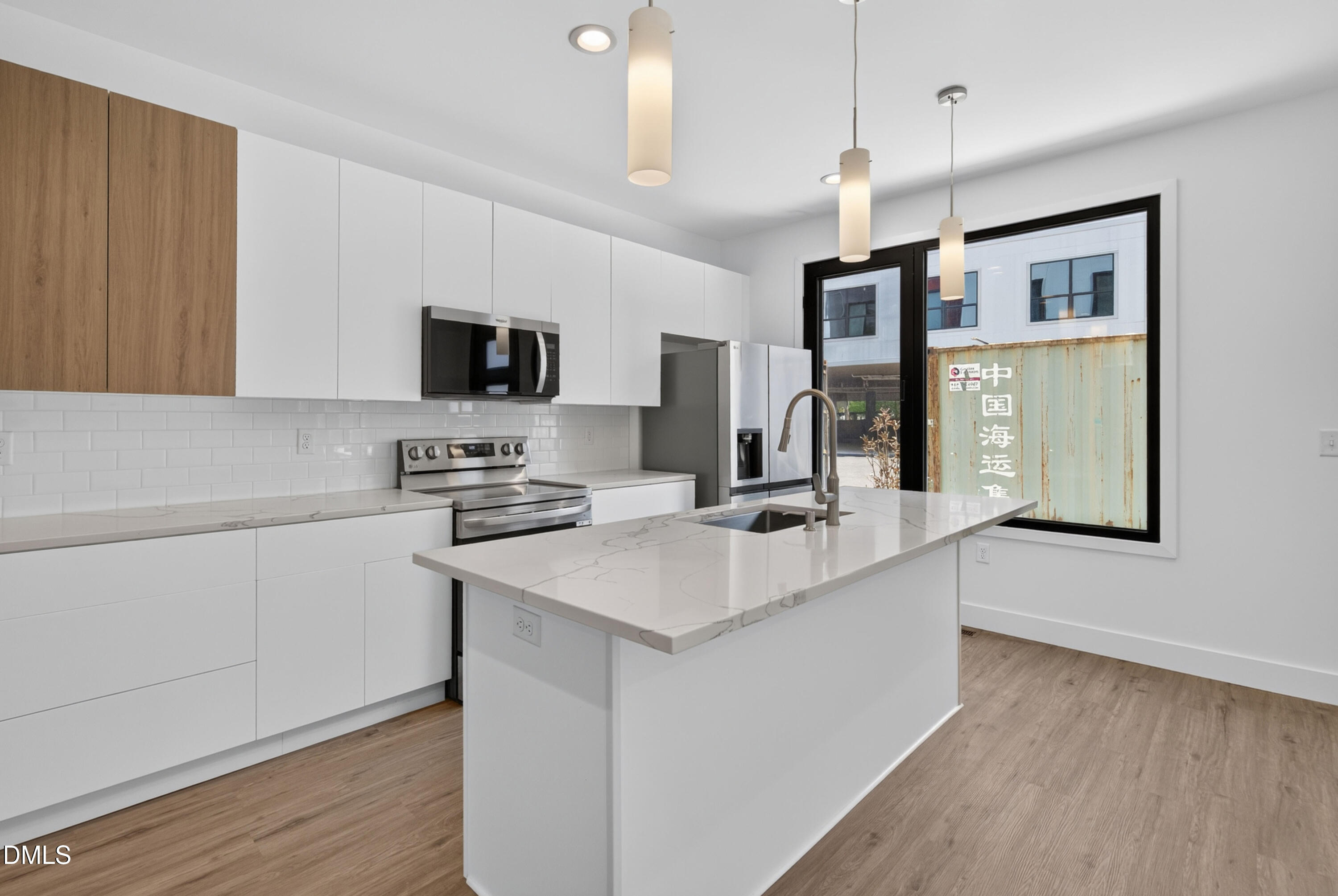 1105 Nova Street Property Photo 5