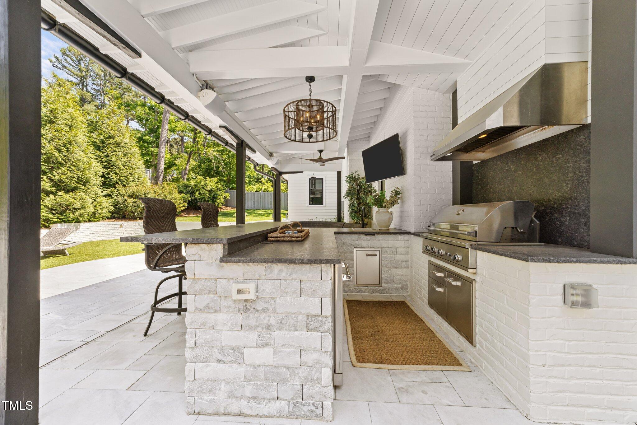 1208 Hunting Ridge Road Property Photo 8