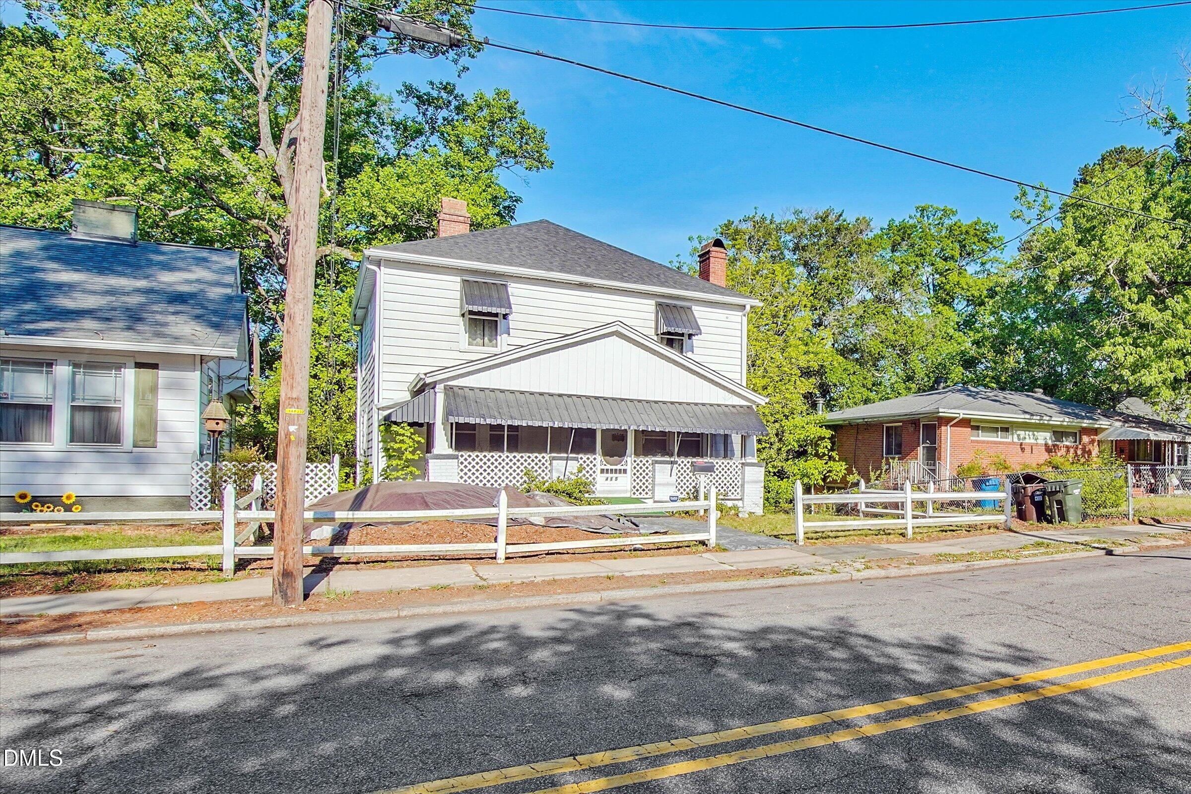 415 N Hyde Park Avenue Property Photo 2