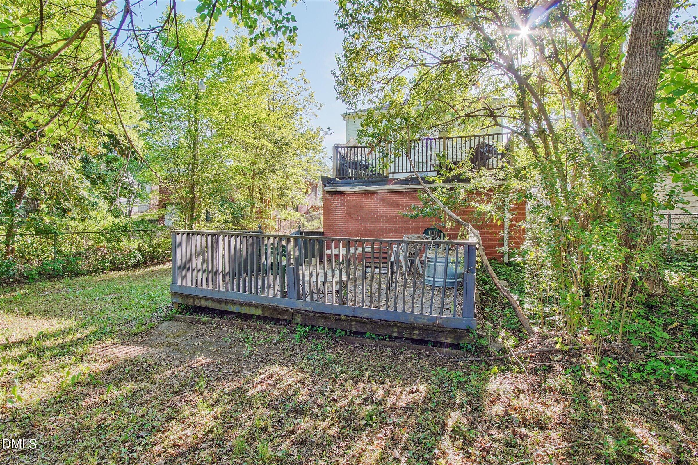415 N Hyde Park Avenue Property Photo 19