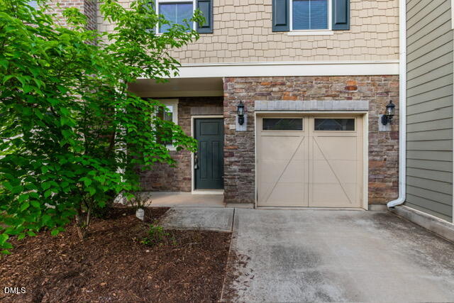 106 Pleasant Glen Lane Property Photo 5