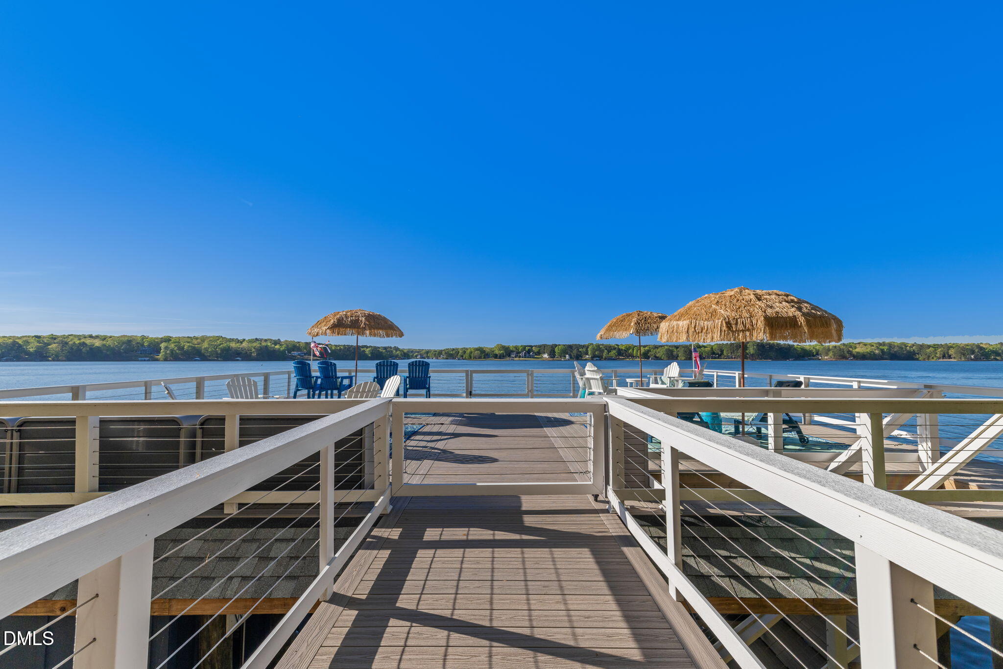 348 Harbor Drive Property Photo 4