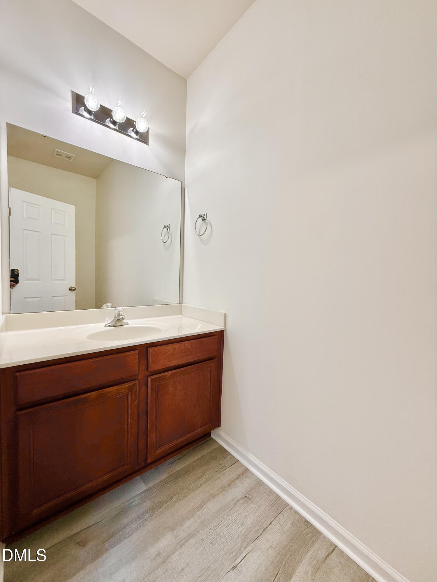 229 Dove Cottage Lane Property Photo 7