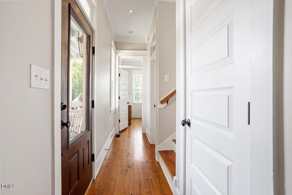 90 Ellen Circle Property Photo 2