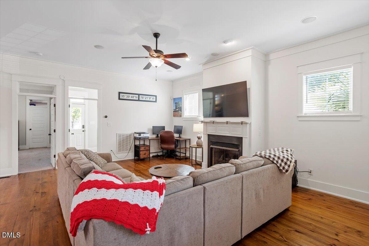90 Ellen Circle Property Photo 6