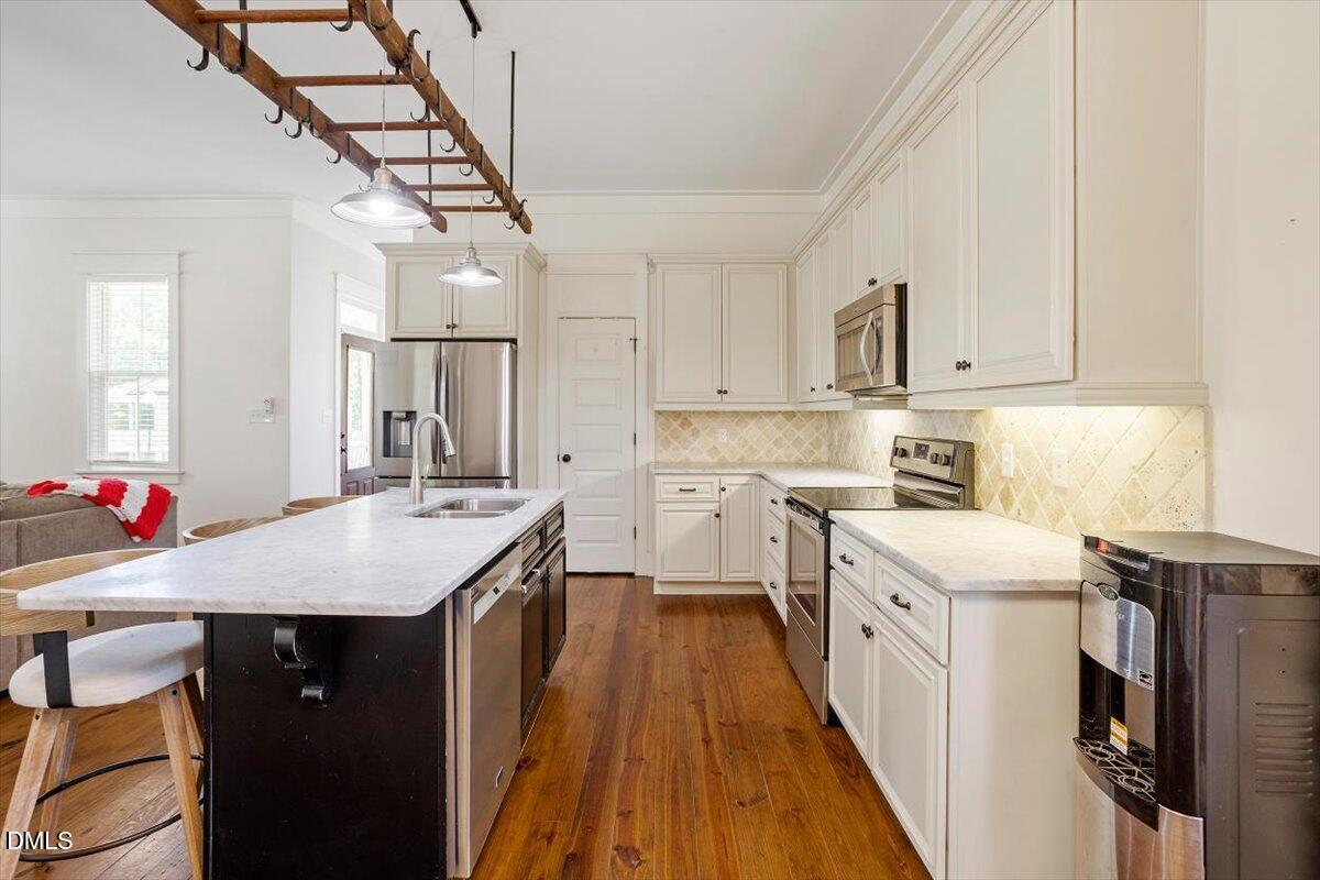 90 Ellen Circle Property Photo 10