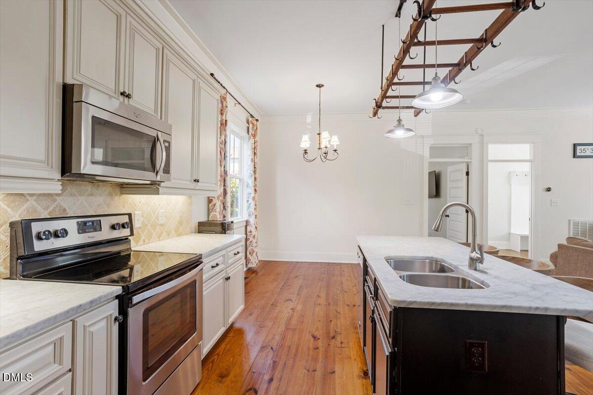 90 Ellen Circle Property Photo 11