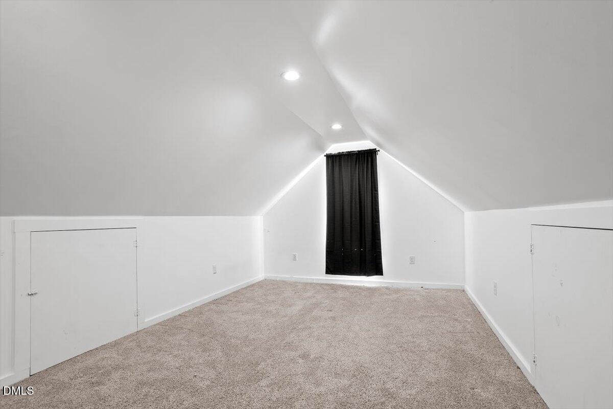 90 Ellen Circle Property Photo 27