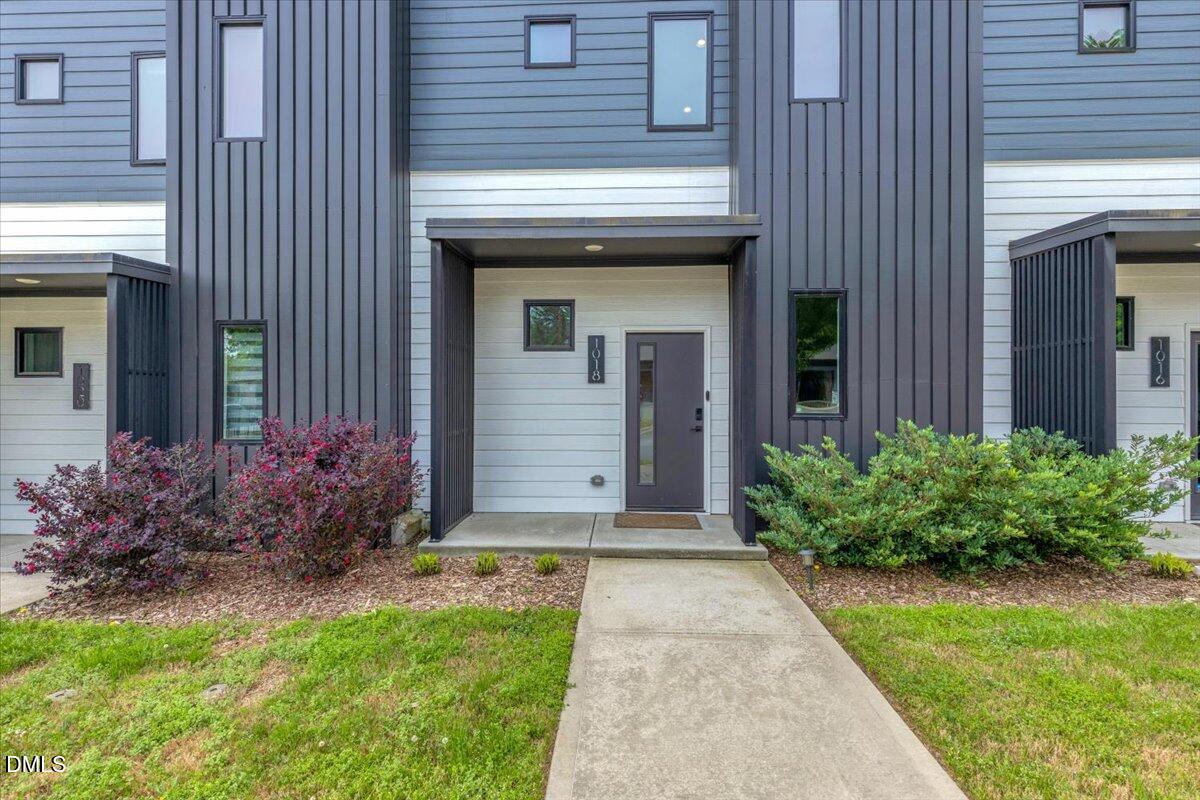 1018 Tipton Street Property Photo 1