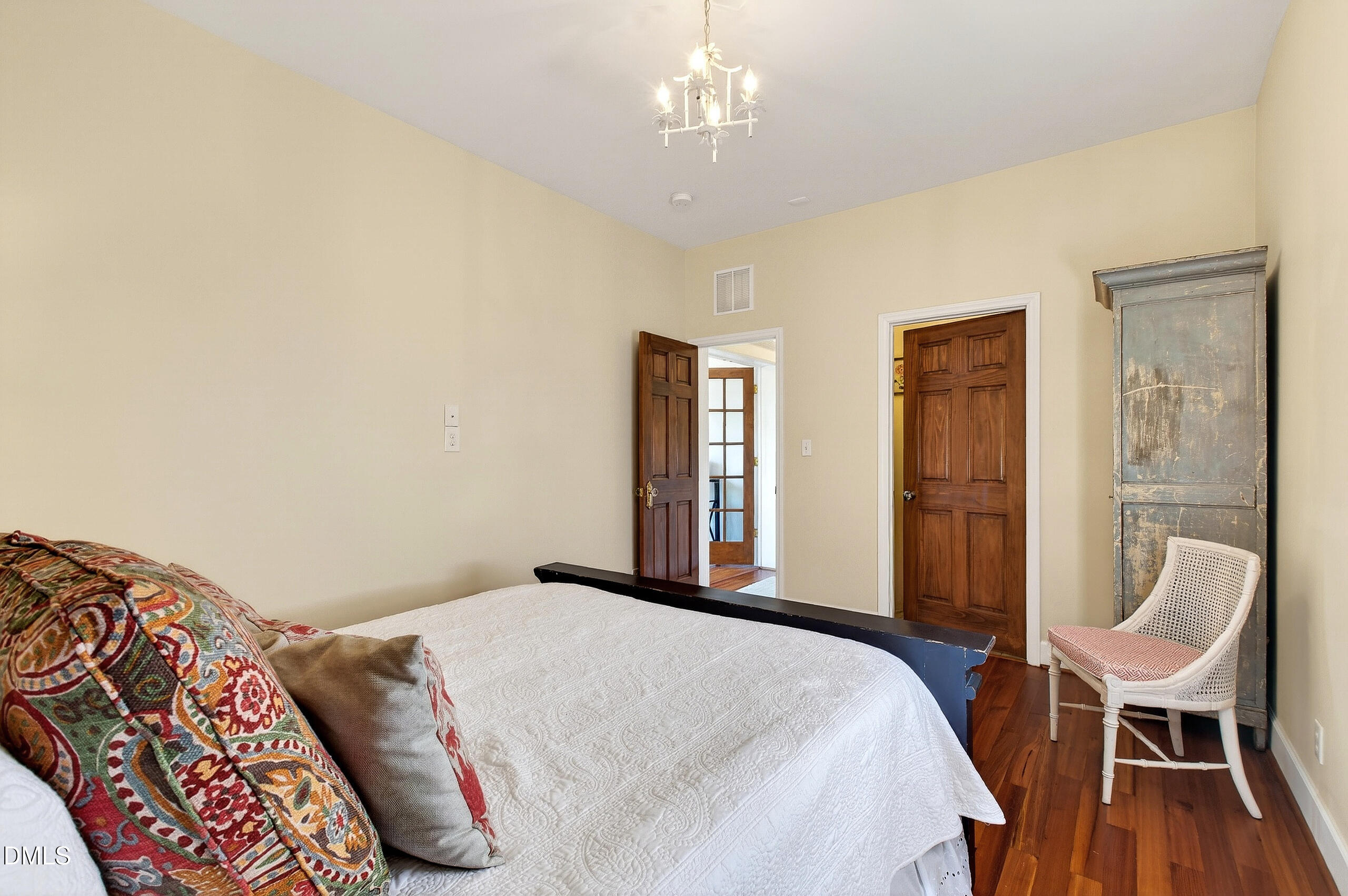 225 Elm Street Property Photo 34