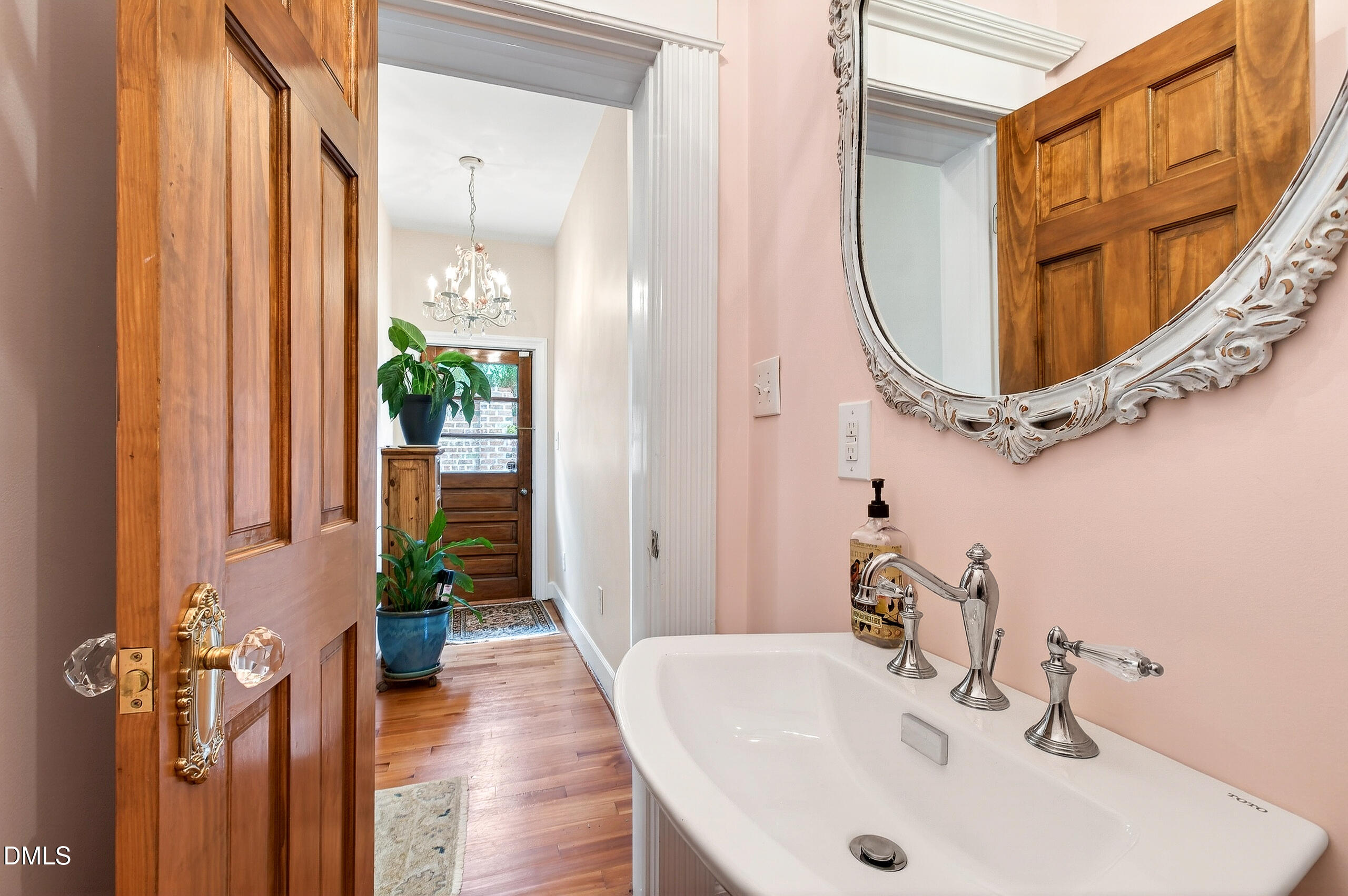 225 Elm Street Property Photo 44