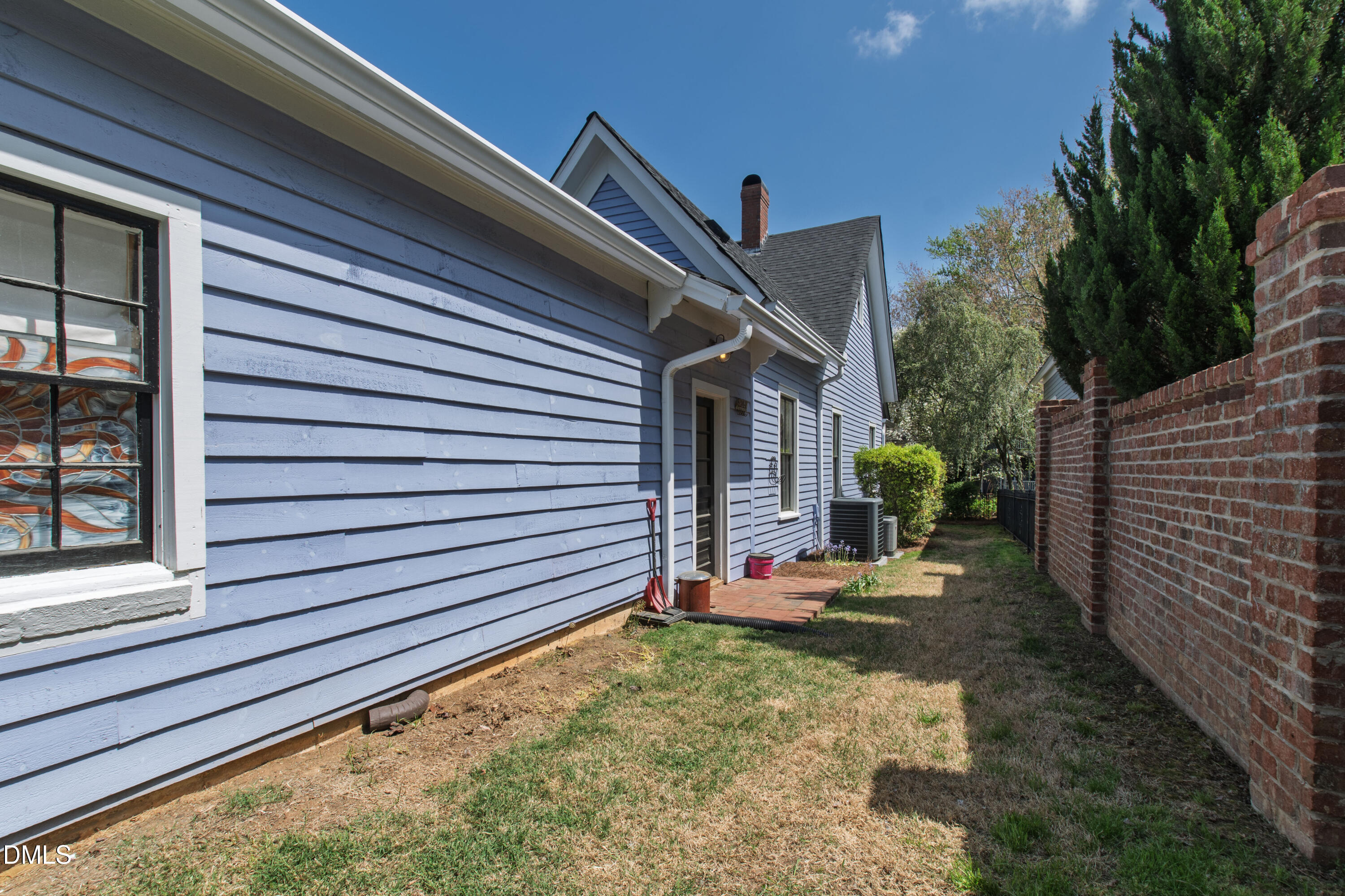 225 Elm Street Property Photo 58