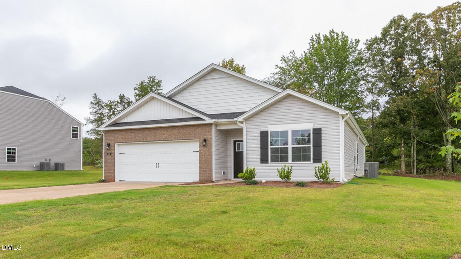 62 Tiger Eye Drive Property Photo 3