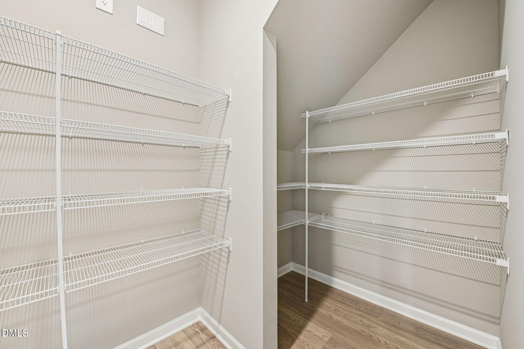 100 Stradshire Court Property Photo 20
