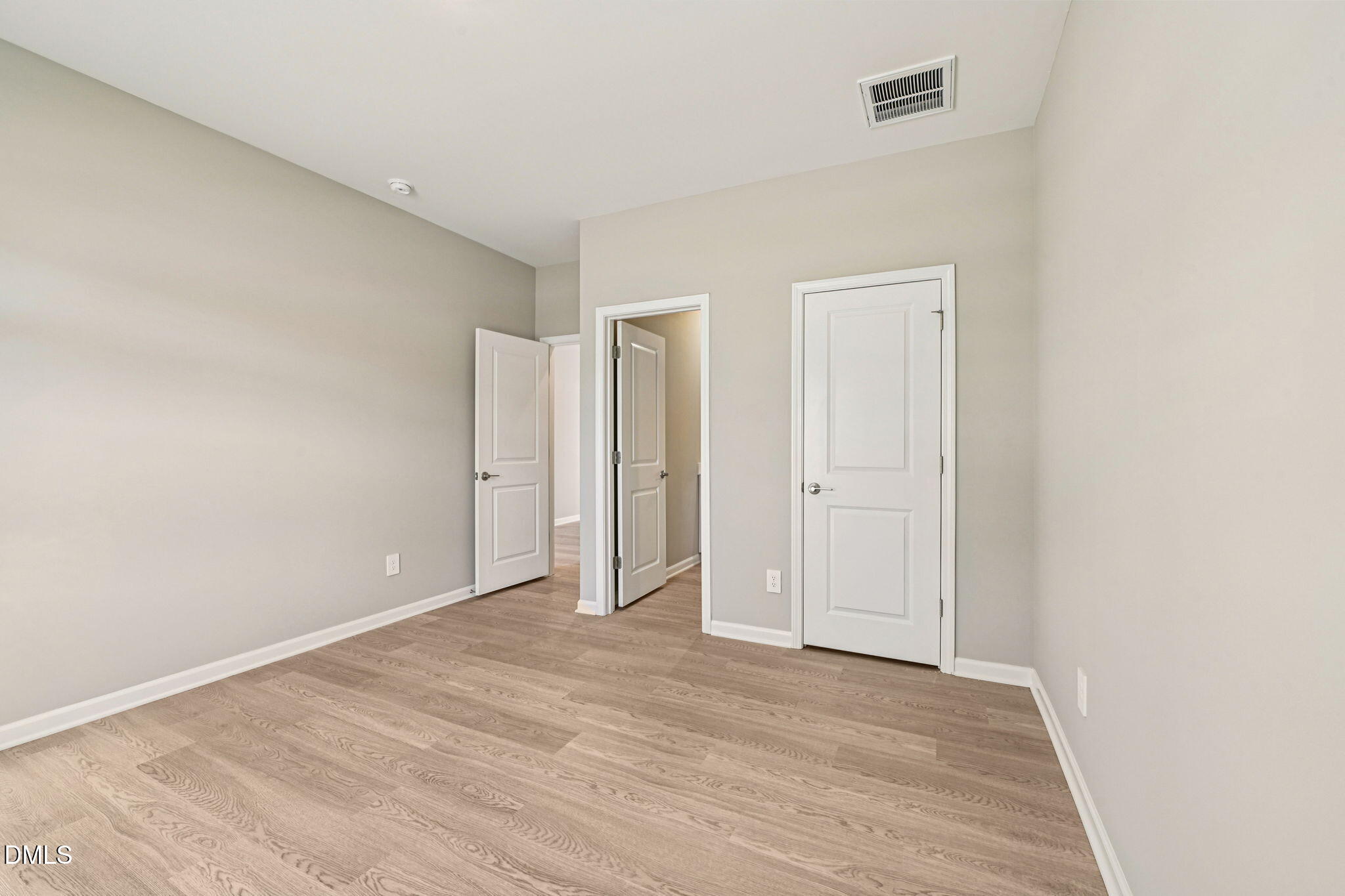 100 Stradshire Court Property Photo 23